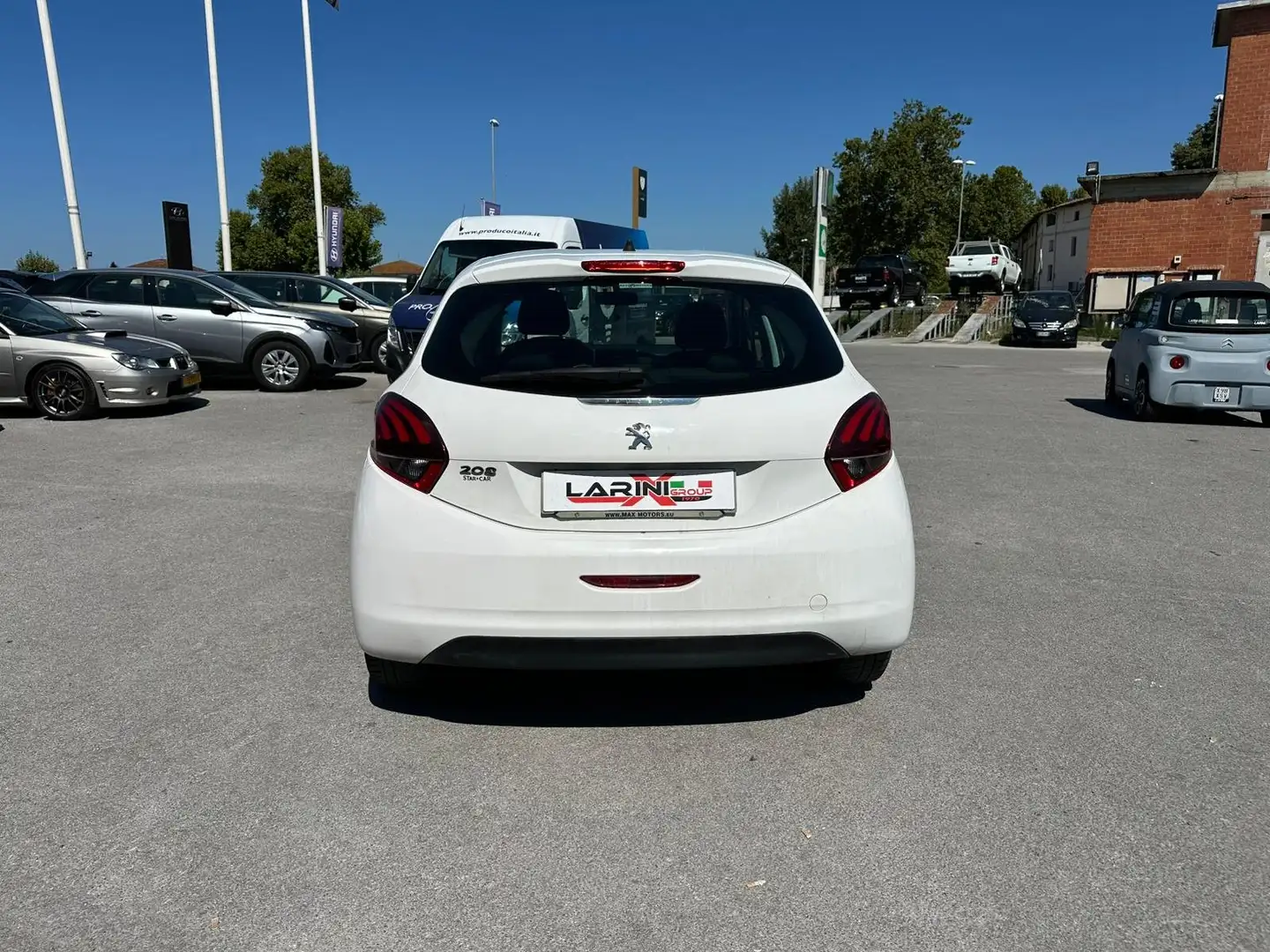 Peugeot 208 208 I 2015 5p 1.0 puretech Active 68cv G.P.L. Blanc - 2