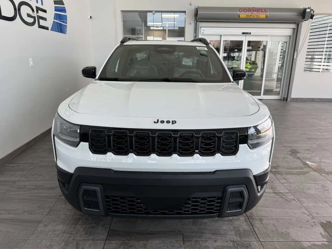 Jeep Cherokee снимка Jeep Cherokee
