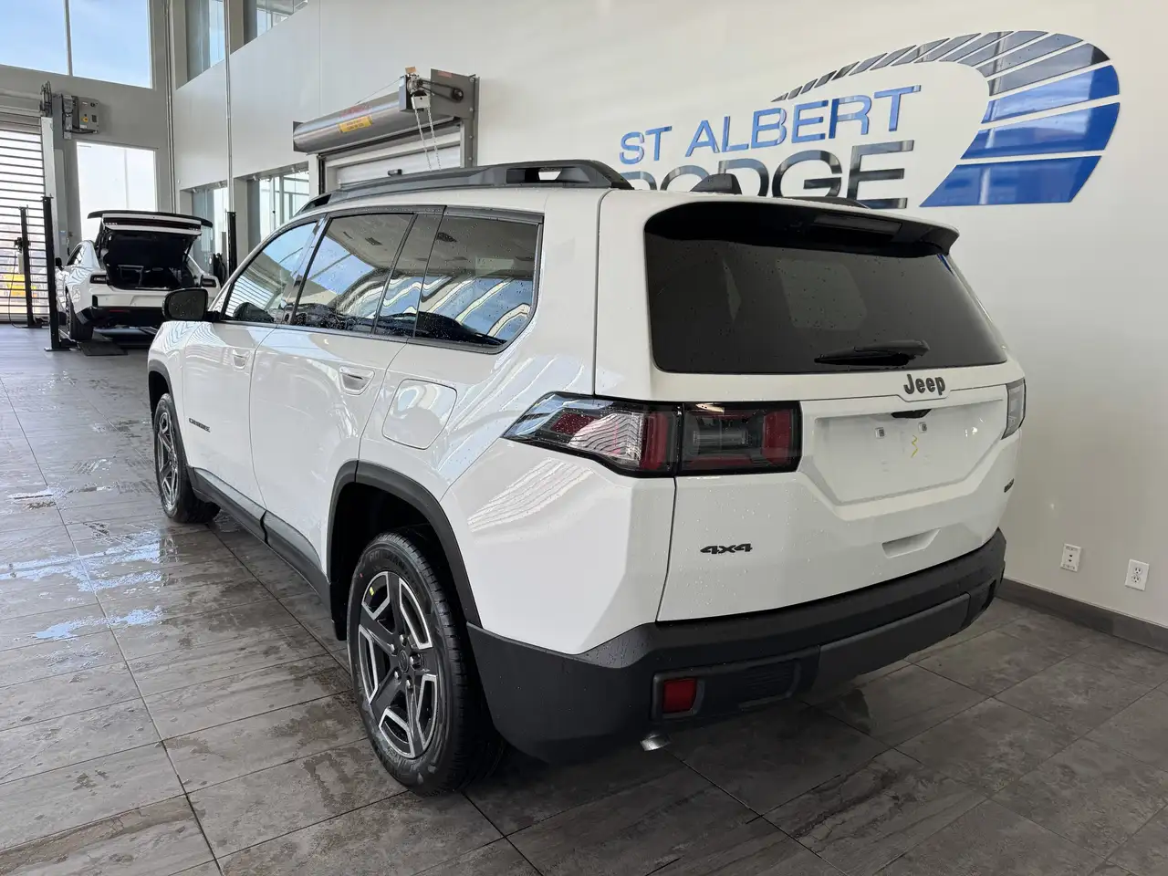 Jeep Cherokee снимка Jeep Cherokee