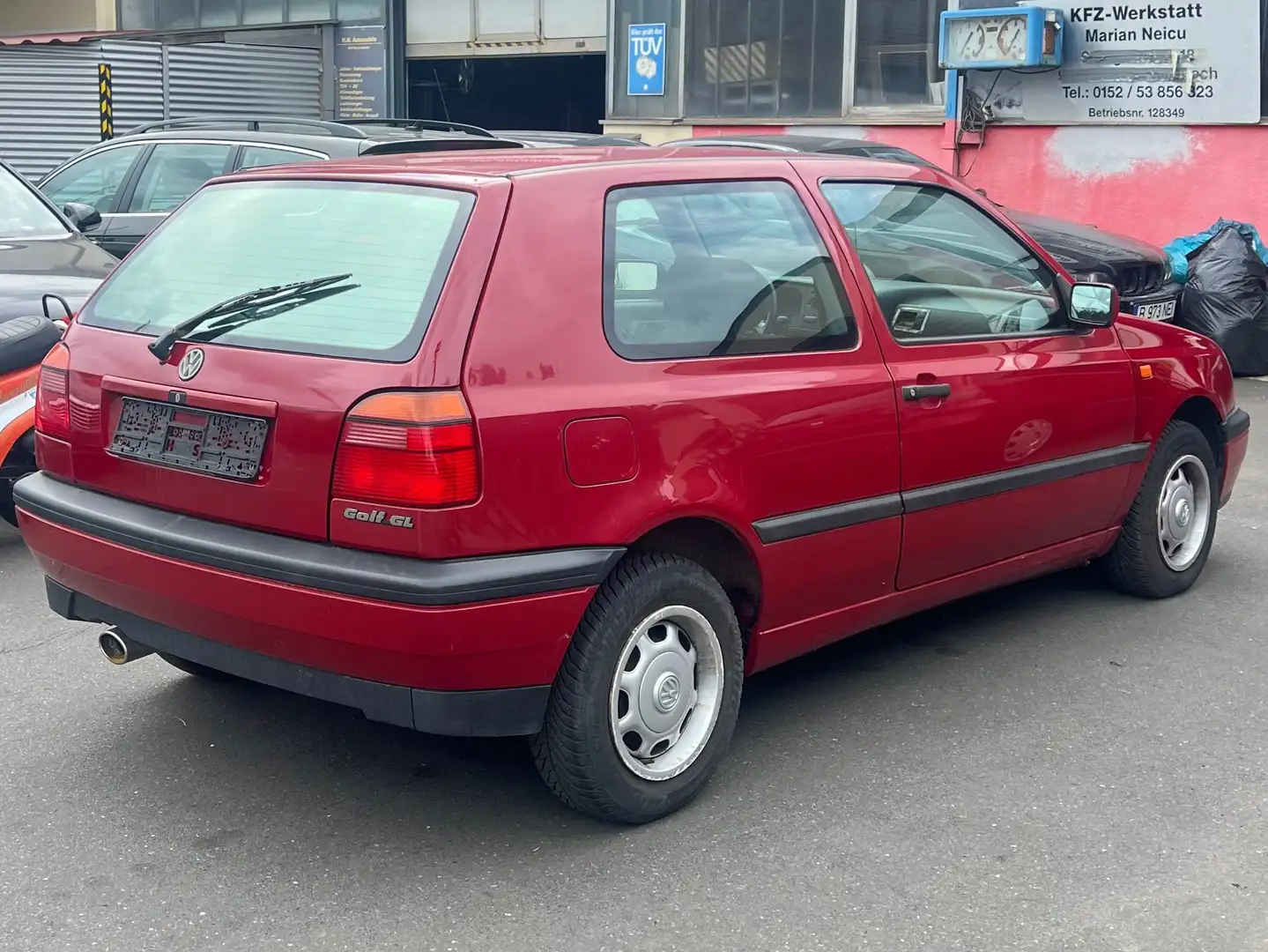 Volkswagen Golf 1.8 GL Automatik Rojo - 2