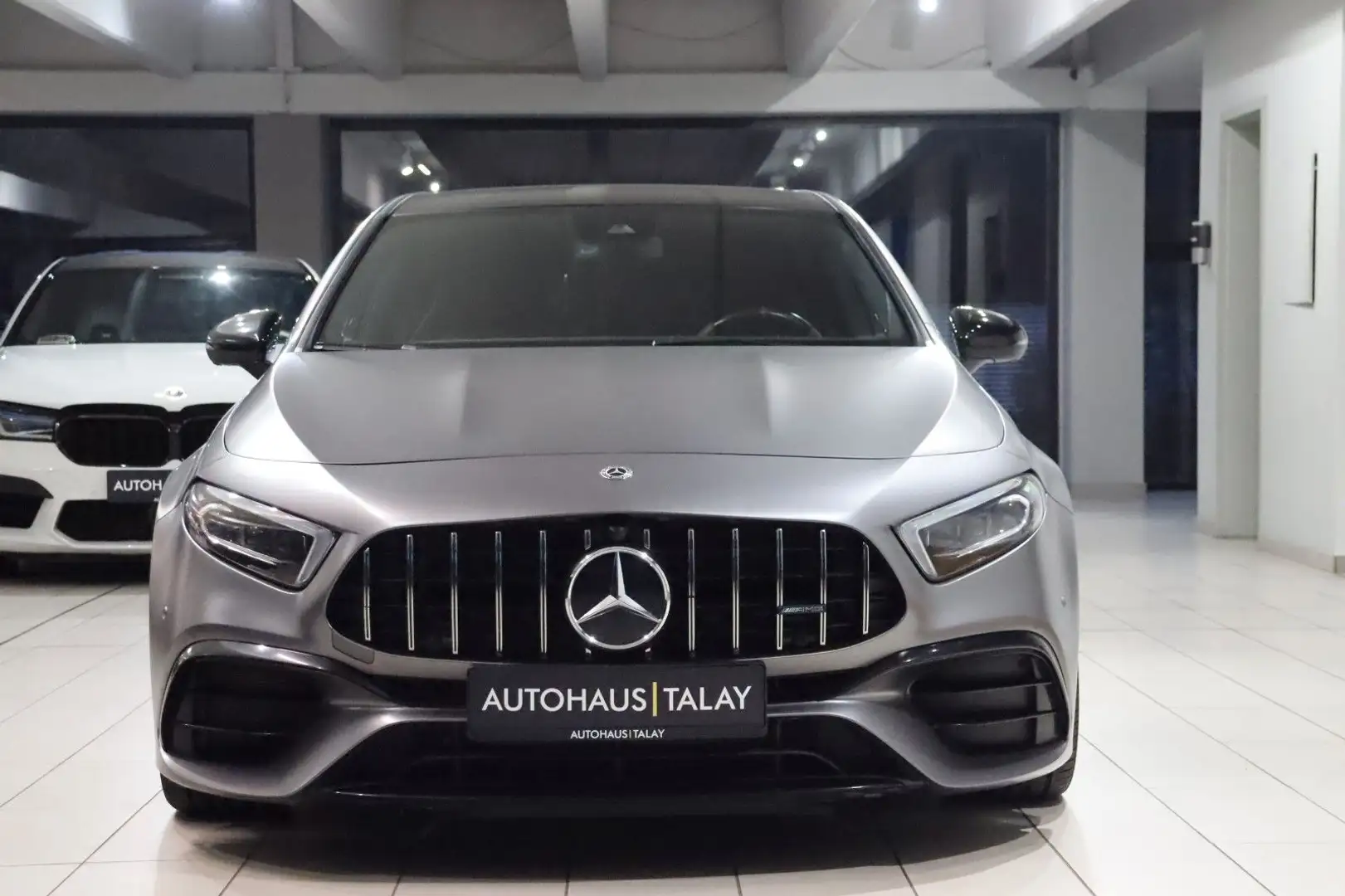 Mercedes-Benz A 45 AMG Pano*360*Burmester*Night*Multibeam LED Gris - 2