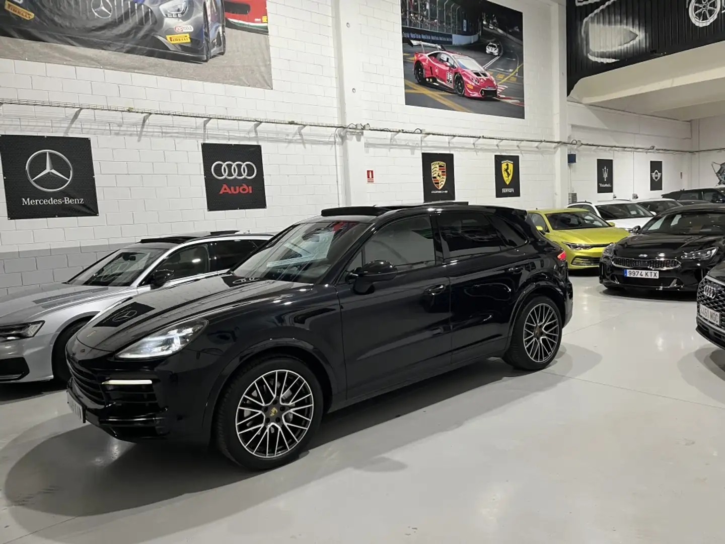 Porsche Cayenne Coupé Aut. Negro - 2