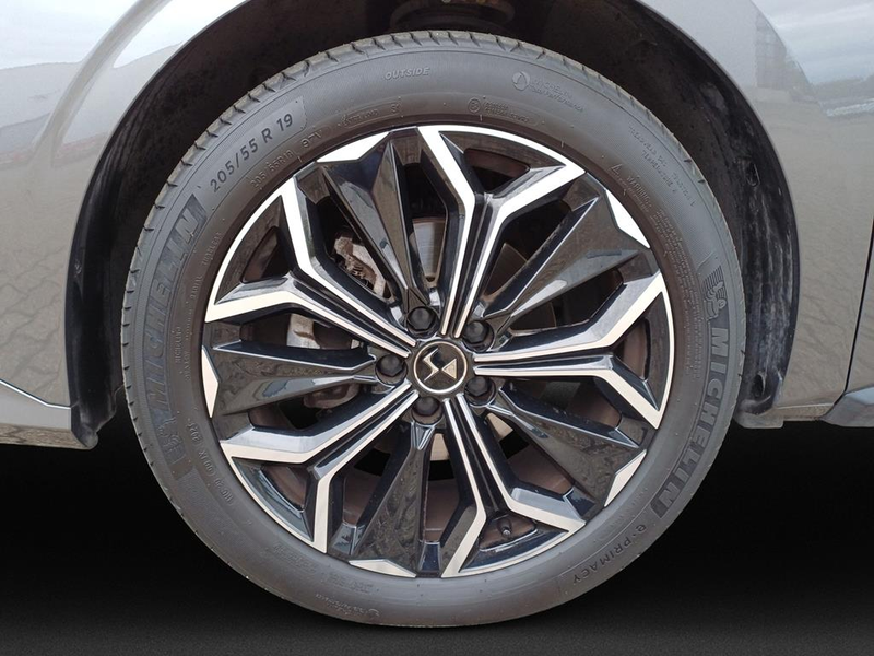 DS Automobiles DS 4 PureTech 130 Opera — photo 9