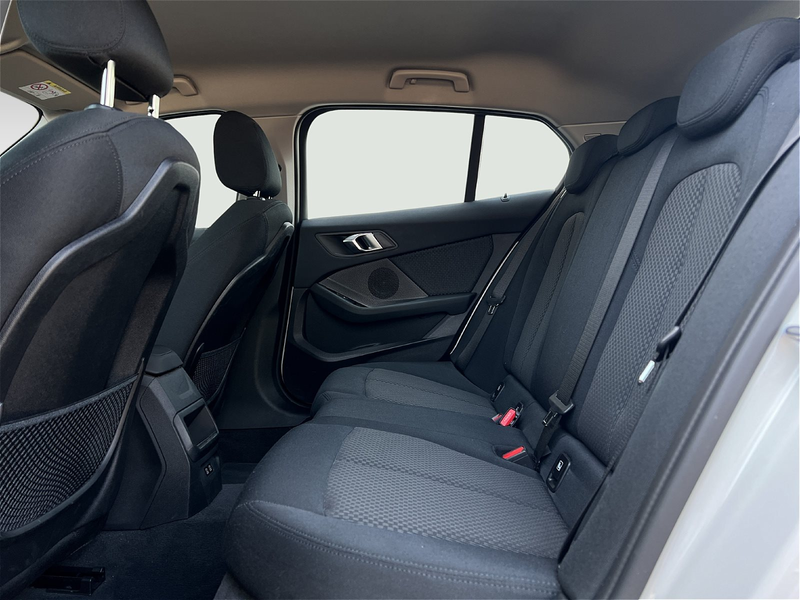 BMW 118 i Hatch Advantage DAB LED WLAN Tempomat Shz — photo 11