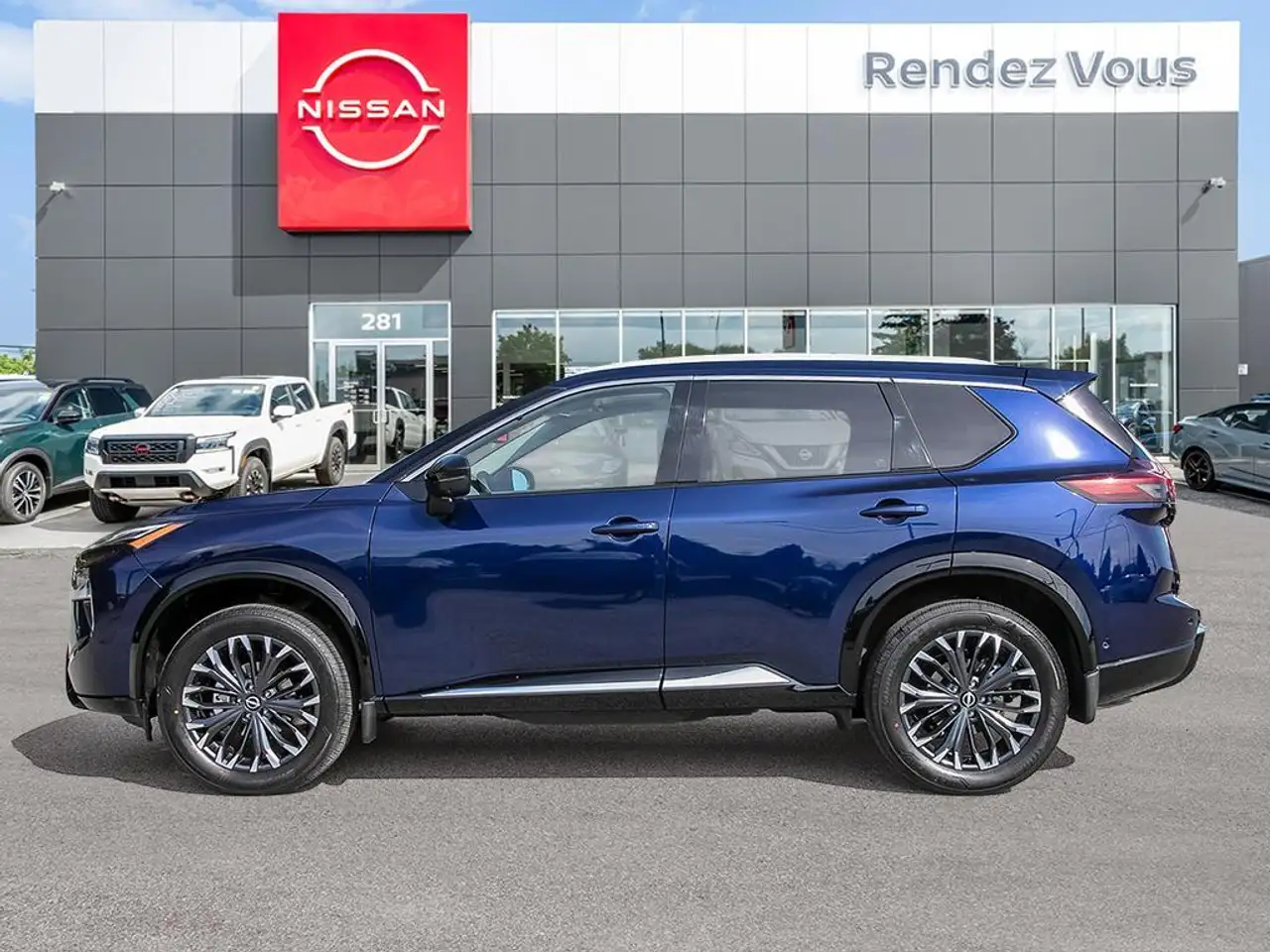 Nissan Rogue снимка Nissan Rogue