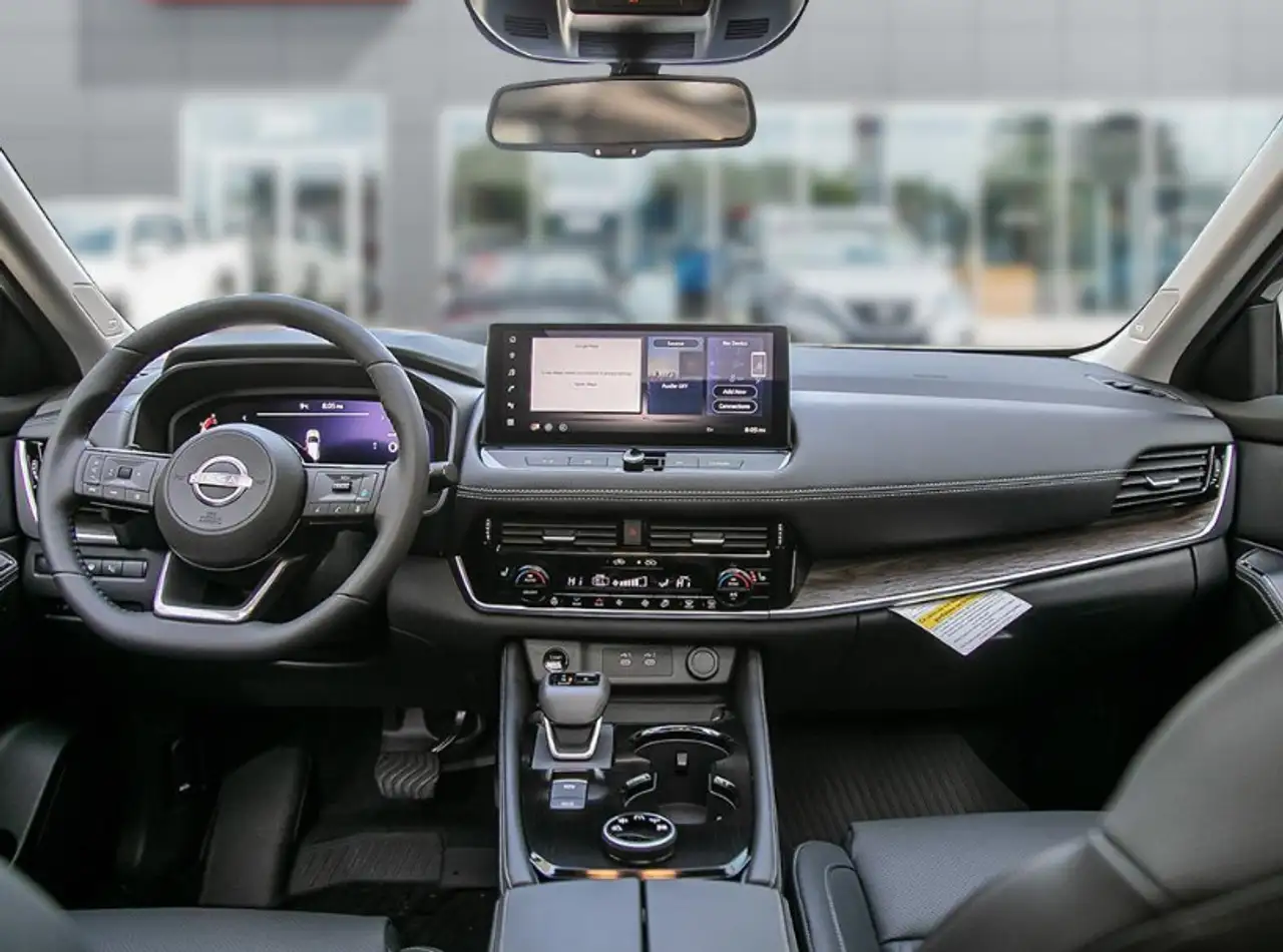 Nissan Rogue снимка Nissan Rogue