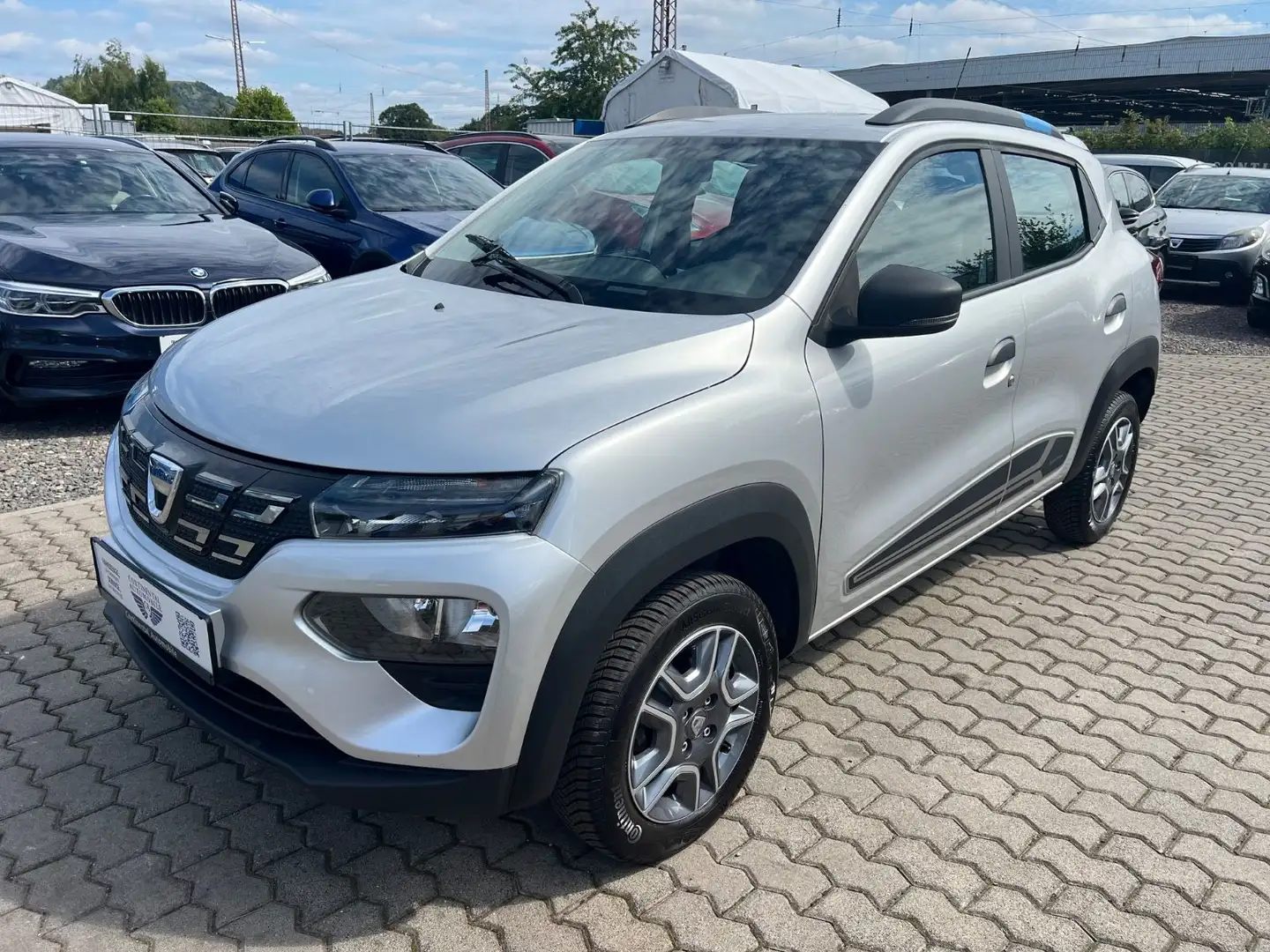 Dacia Spring Electric Comfort Silber - 2
