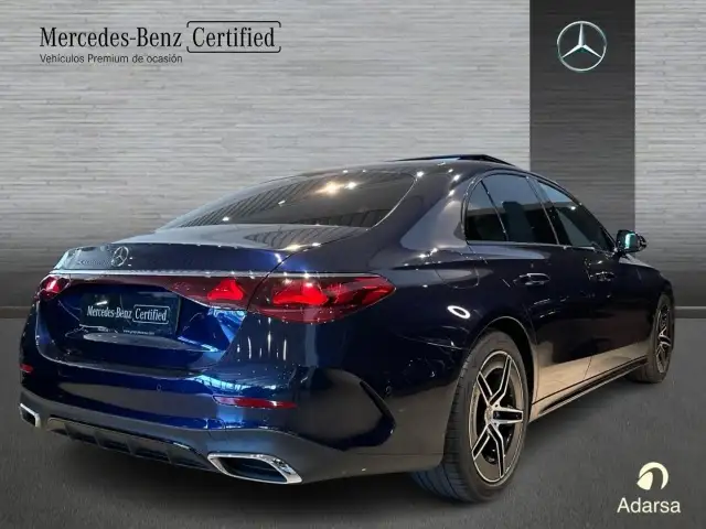 Mercedes-Benz E-Class view 2