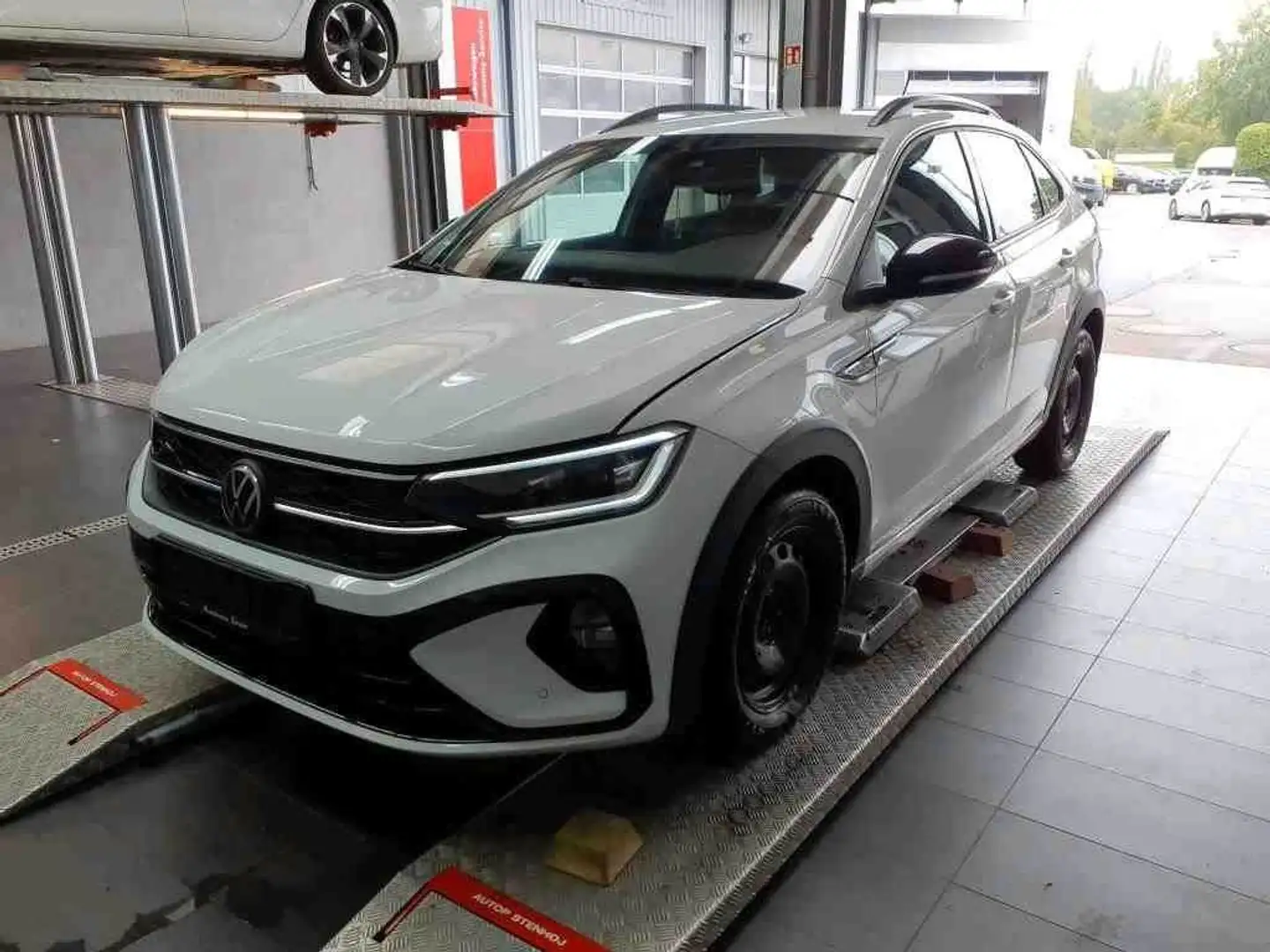 Volkswagen Taigo R-Line1.0TSI DSG LED AVV Navi SHZ Kamera Weiß - 1