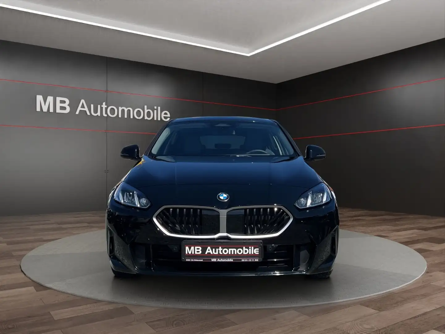 BMW 118 d FACELIFT NAVI/LED/R-Kam/Widescreen Schwarz - 2
