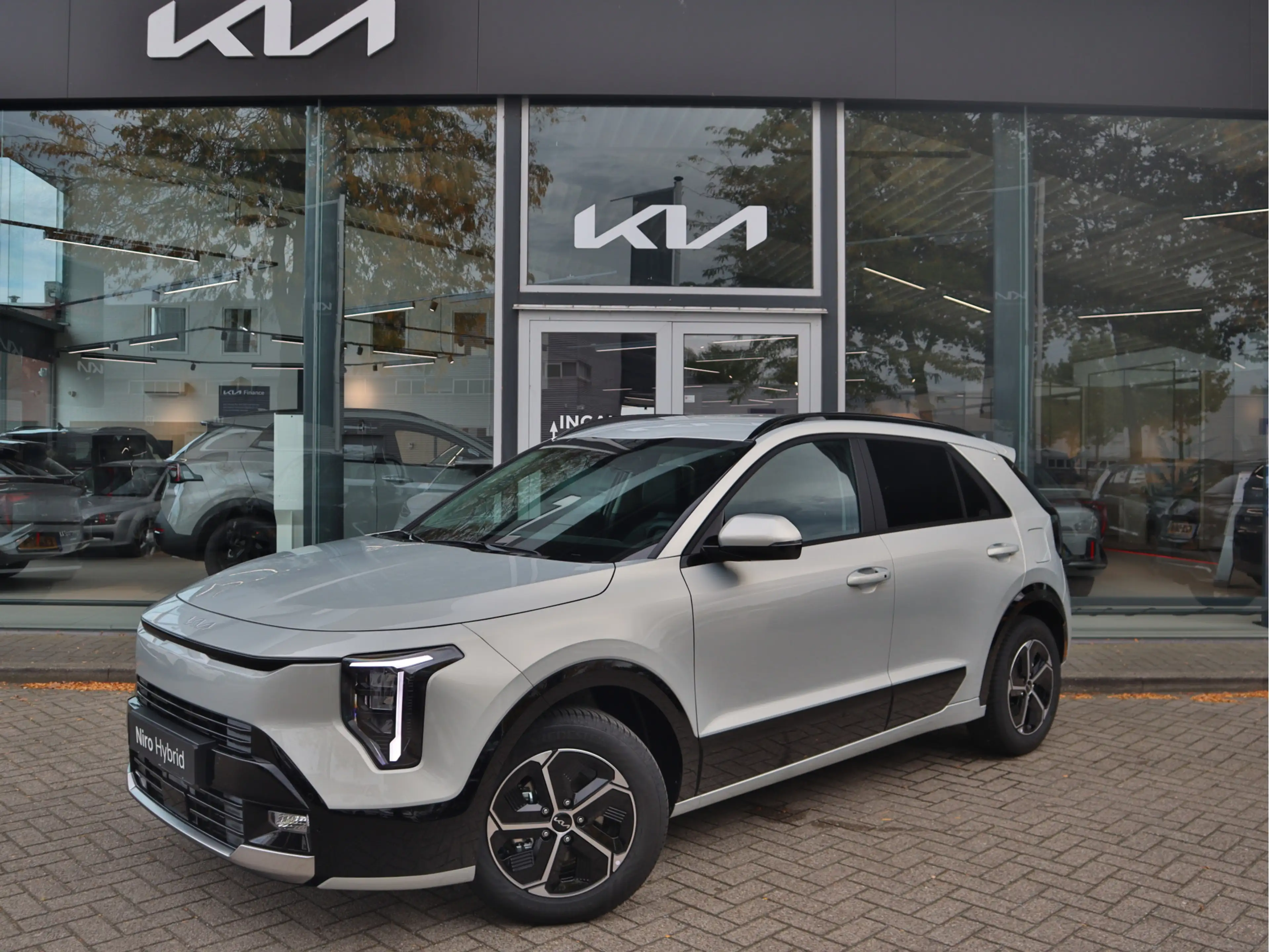 Kia Niro 1.6 GDi Hybrid DynamicLine | Navigatie | Camera |