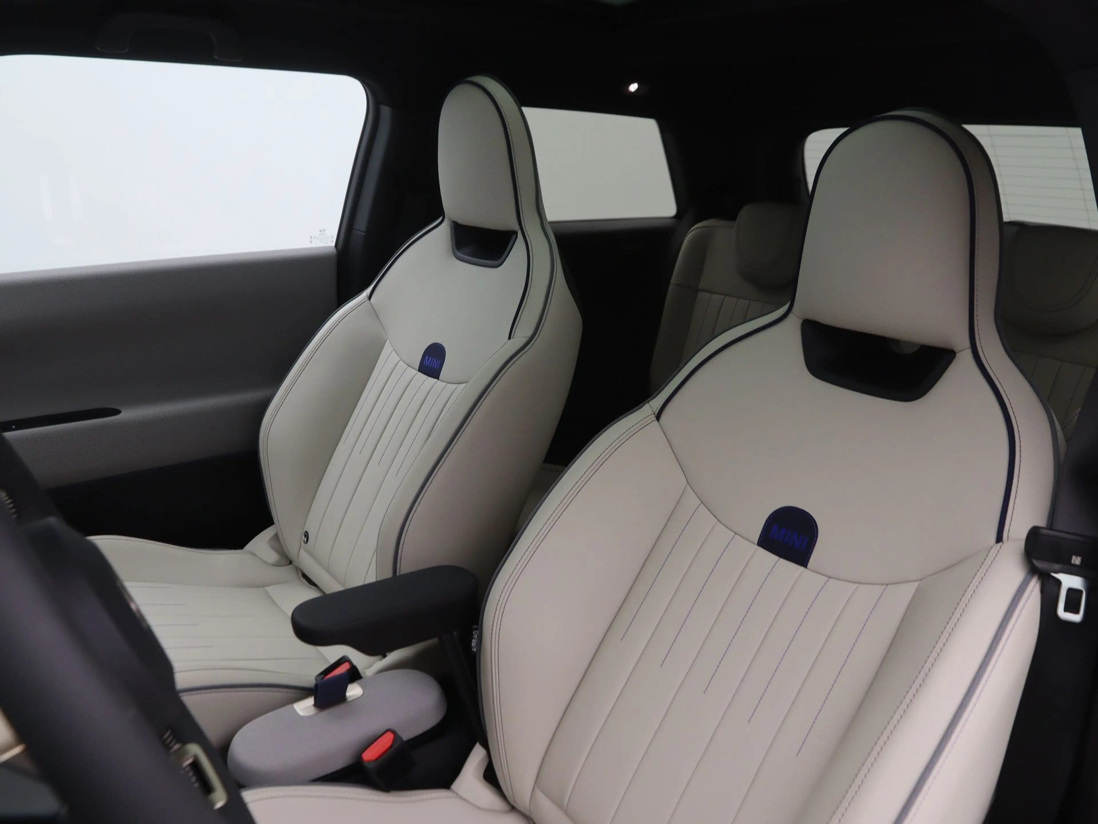 MINI Cooper E Favoured Pakket L — photo 4