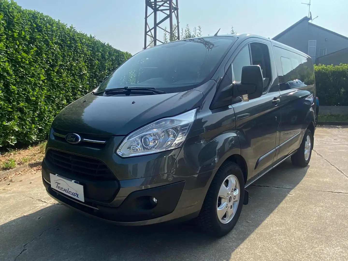 Ford Tourneo Custom 9 POSTI ARIA POSTERIORE  2.0 TDCi 130CV TAGLIANDAT Grigio - 1