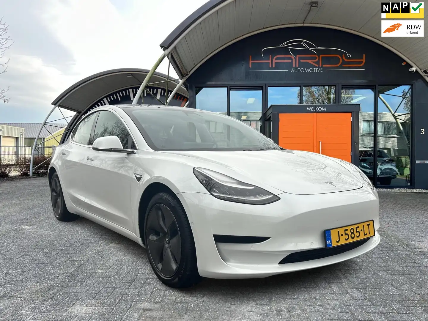 Tesla Model 3 Standard RWD Plus 60 kWh 87% SOH 1e Eigenaar NL-Au Weiß - 1