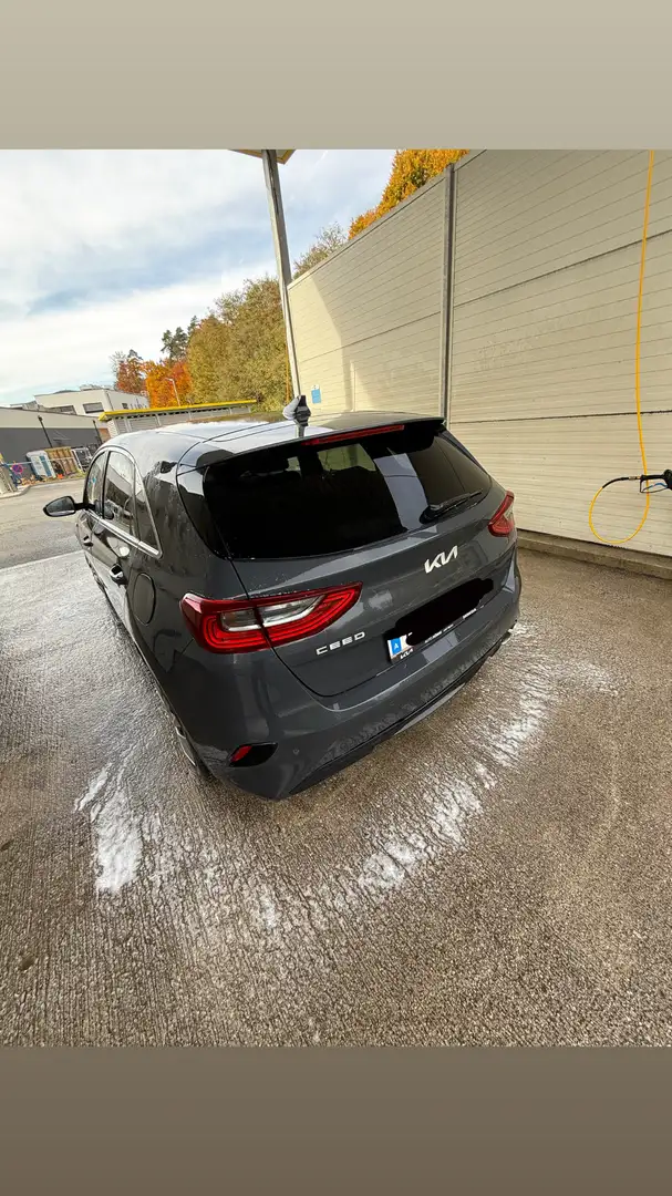 Kia Ceed / cee'd 1,0 T-GDI GPF Silber - 2