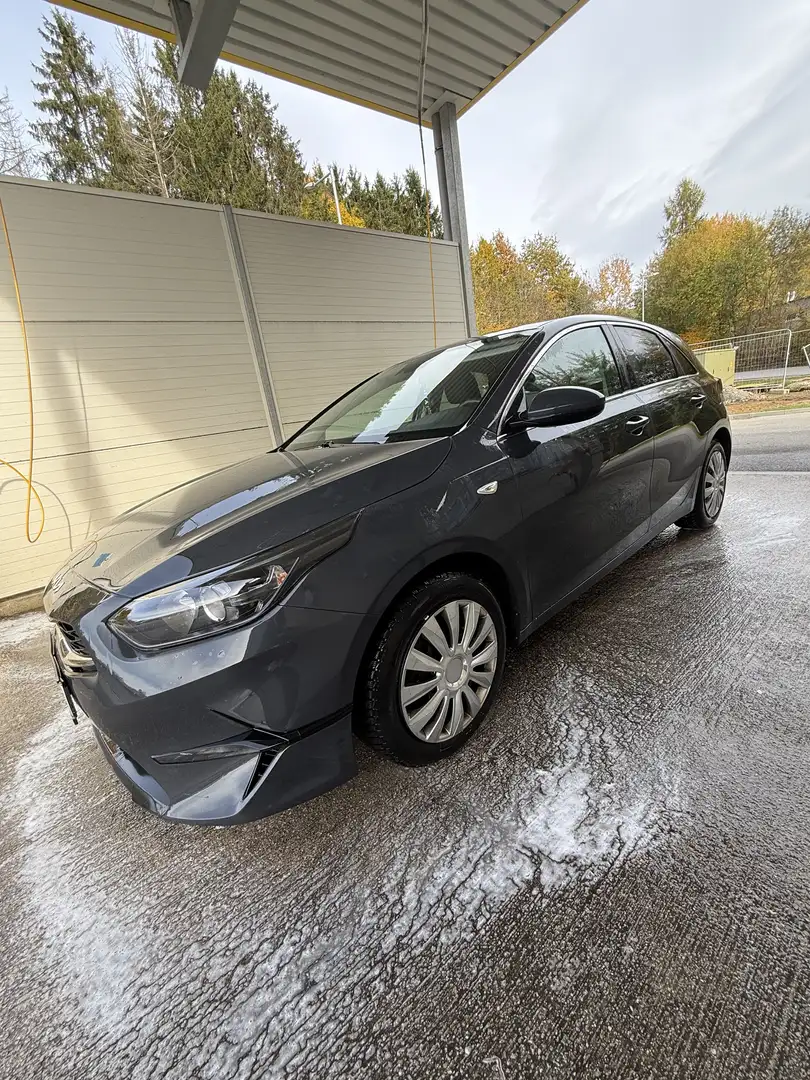 Kia Ceed / cee'd 1,0 T-GDI GPF Silber - 1