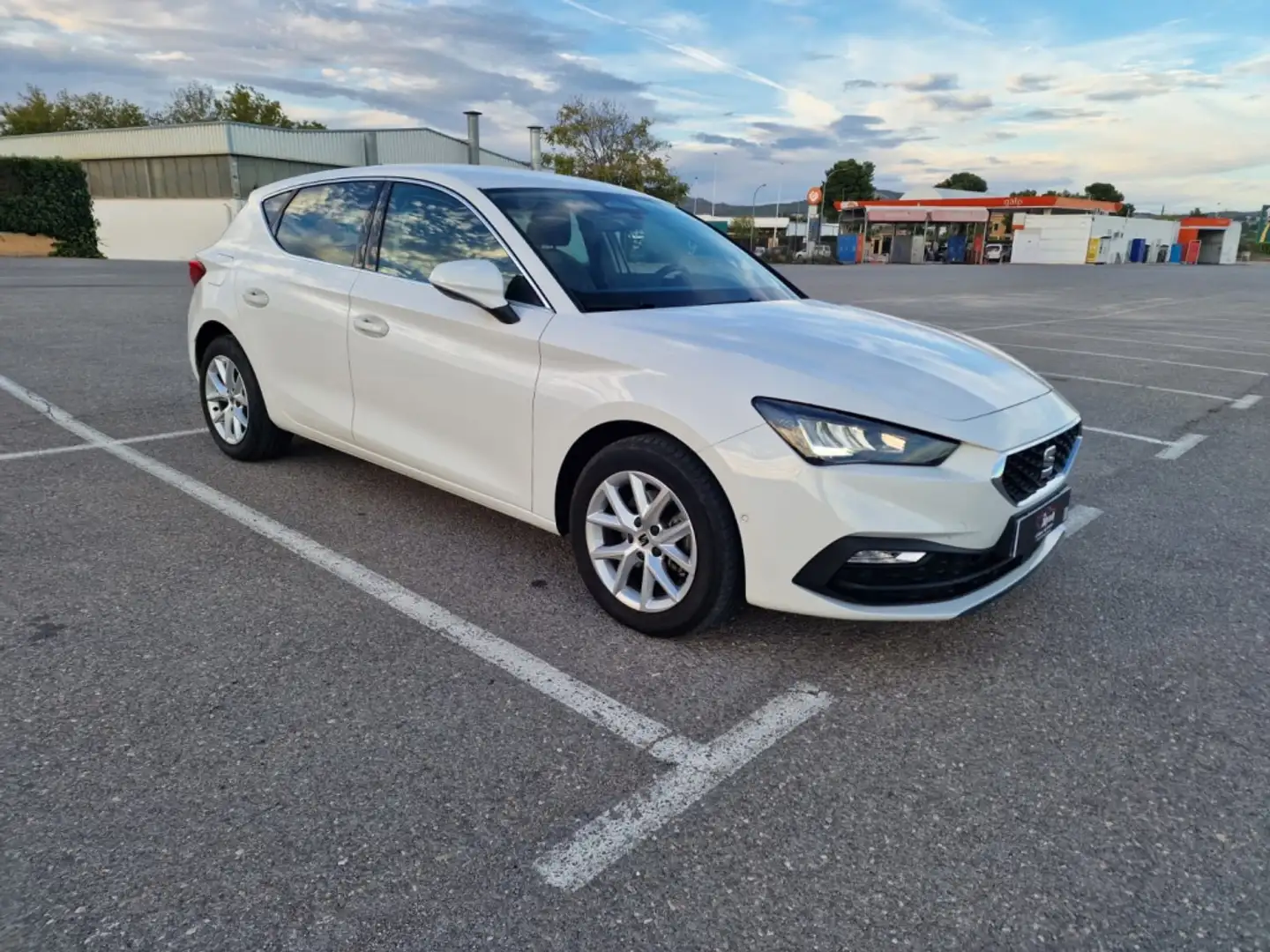 SEAT Leon 2.0TDI S&S Style XS 115 Blanco - 2