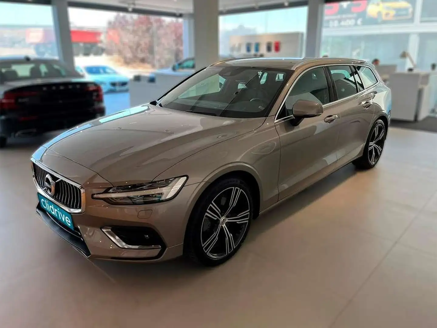 Volvo V60 D4 Inscription Gris - 2