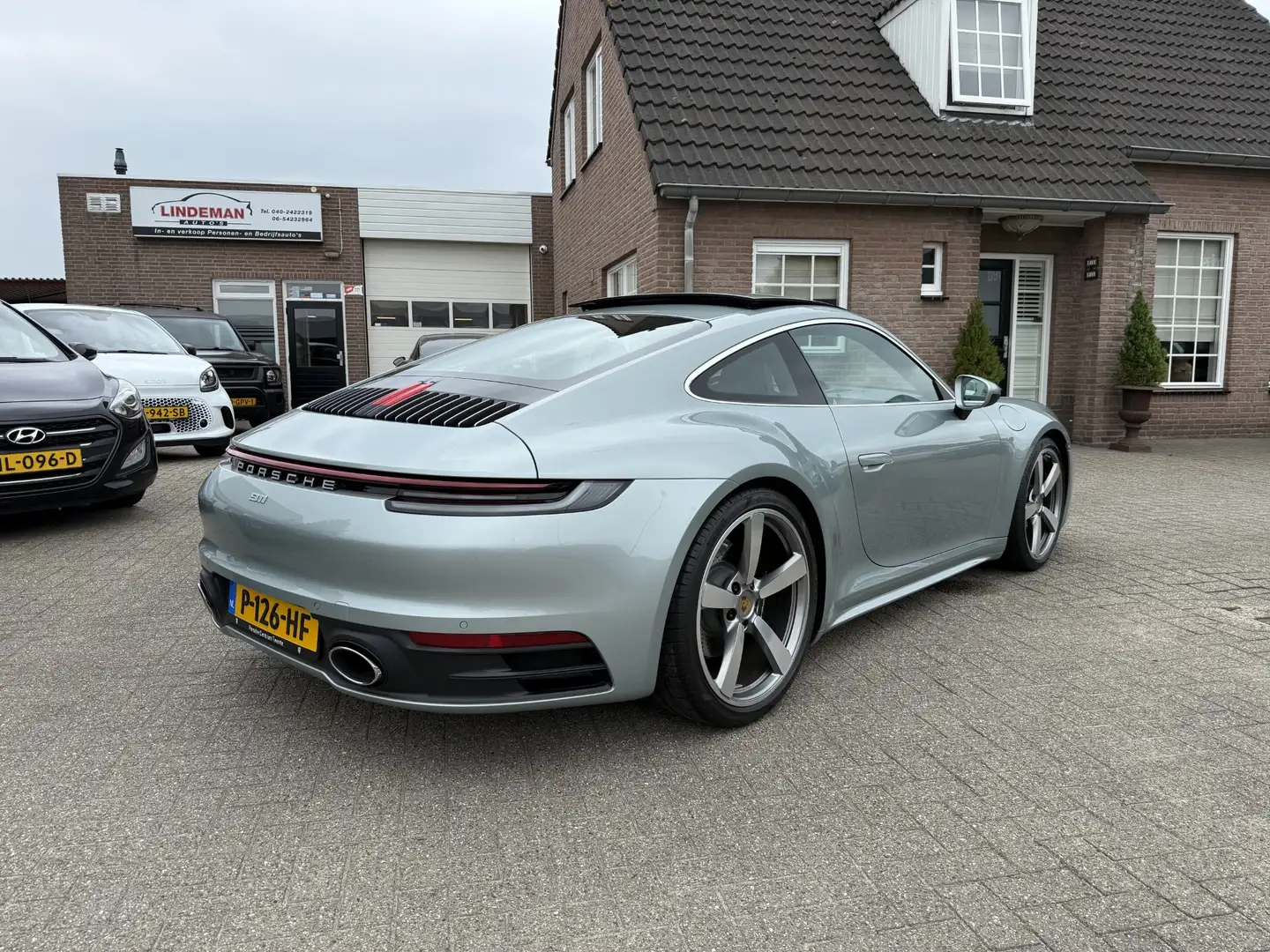 Porsche 992 3.0 Carrera 4S Aut. 451pk Ben Pon Jr. Edition nr. Grijs - 2