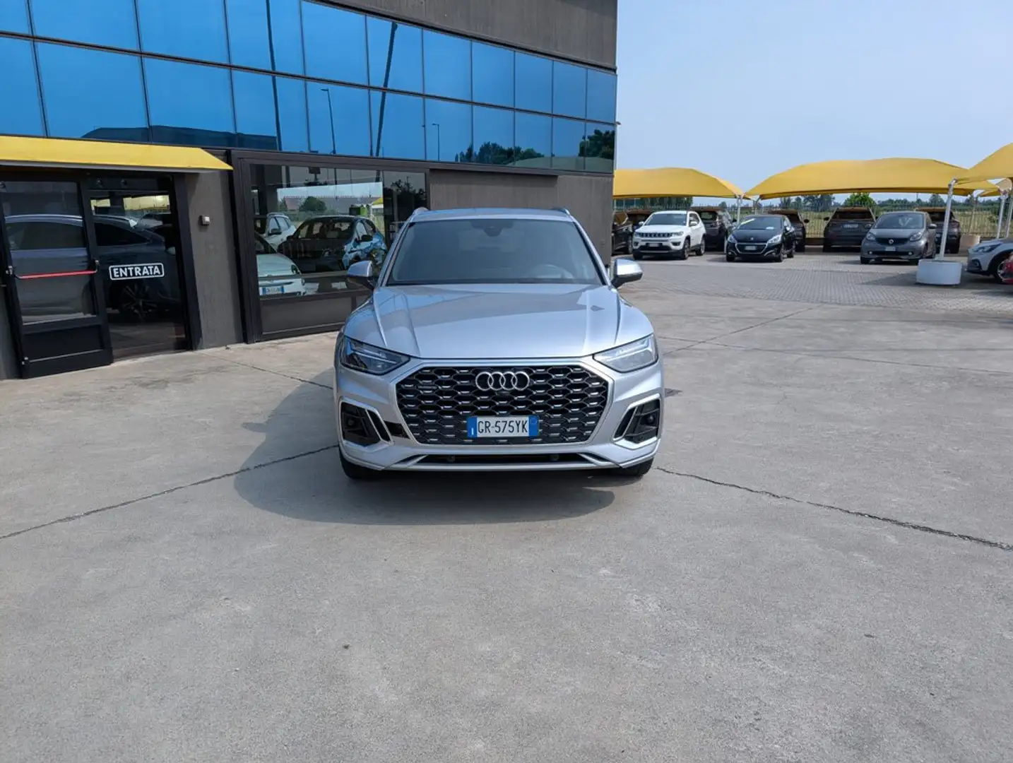 Audi Q5 Sportback 50 2.0 TFSI e S Line quattro S-tronic Silber - 2