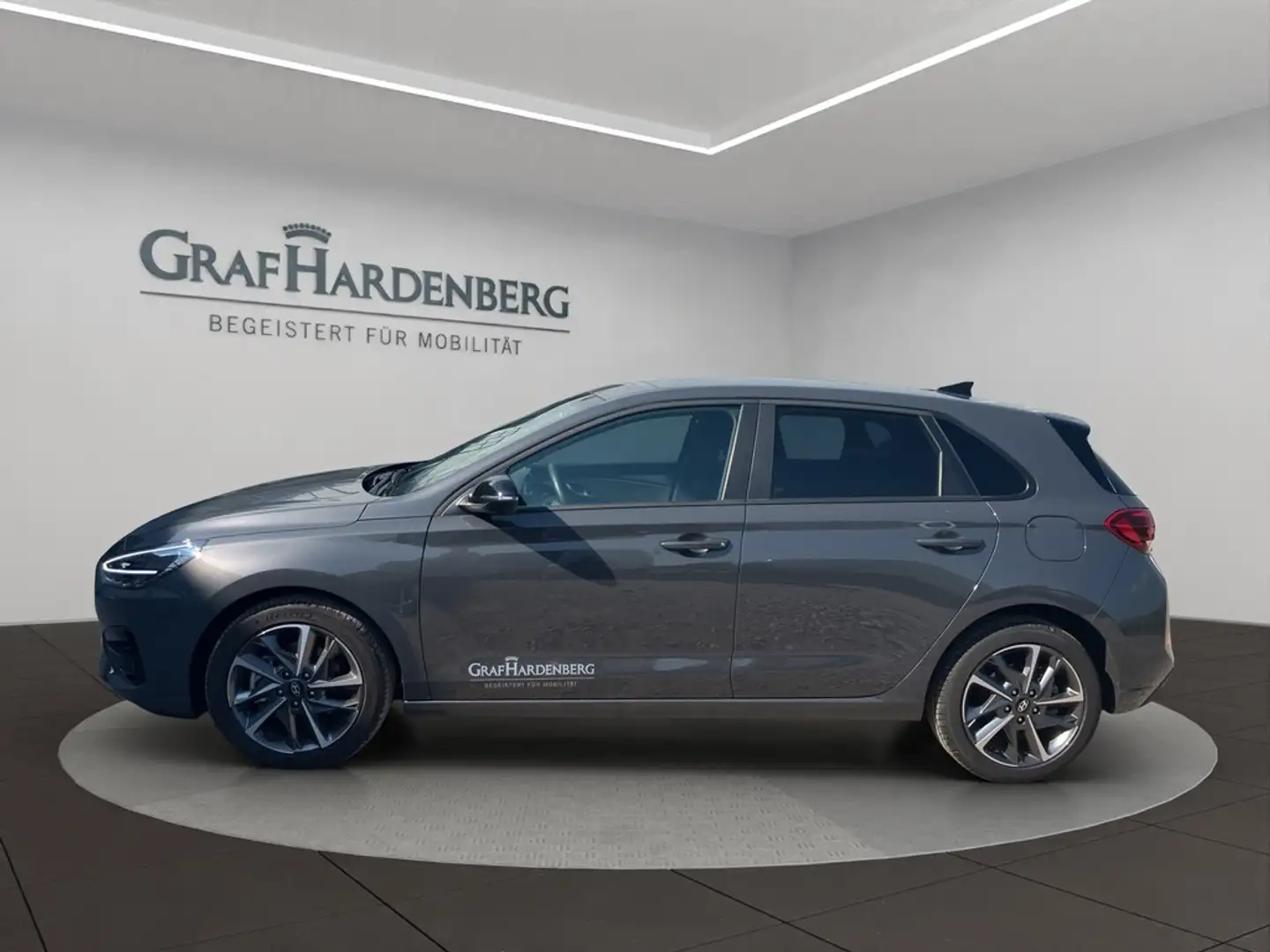 Hyundai i30 1.5 T-GDI 48V DCT Advantage Mild-Hybrid Grau - 2