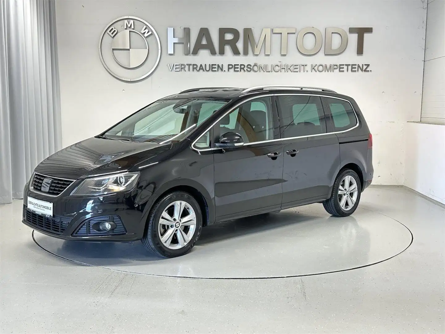 SEAT Alhambra 2,0 TDI DSG 4WD Noir - 1