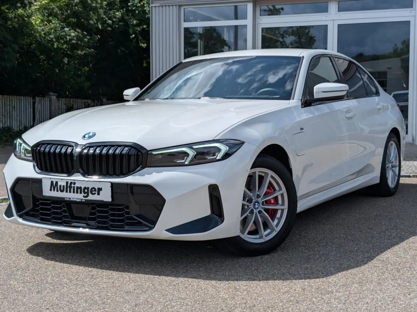 BMW 330 e M Sport Pro HUD ACC SuView Ha/Ka.Lenkradh. Bianco - 2