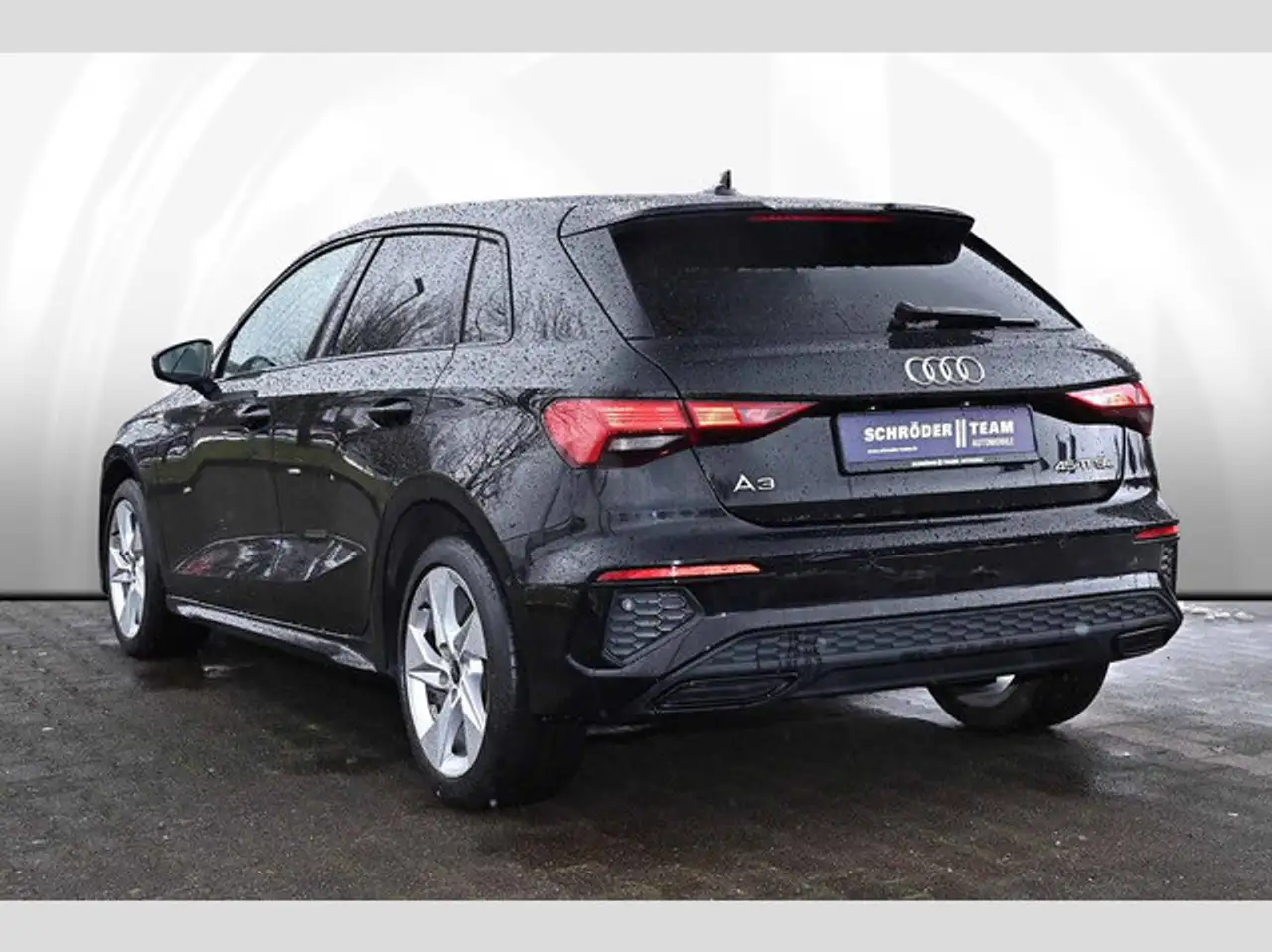 Audi A3 Sportback 45 TFSI e S line Navi Assist-Paket AC 4