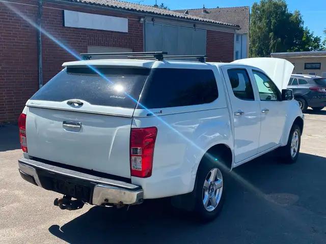 Isuzu D-Max Double Cab Basis 4WD Automatik (Lichtmaschine defekt)