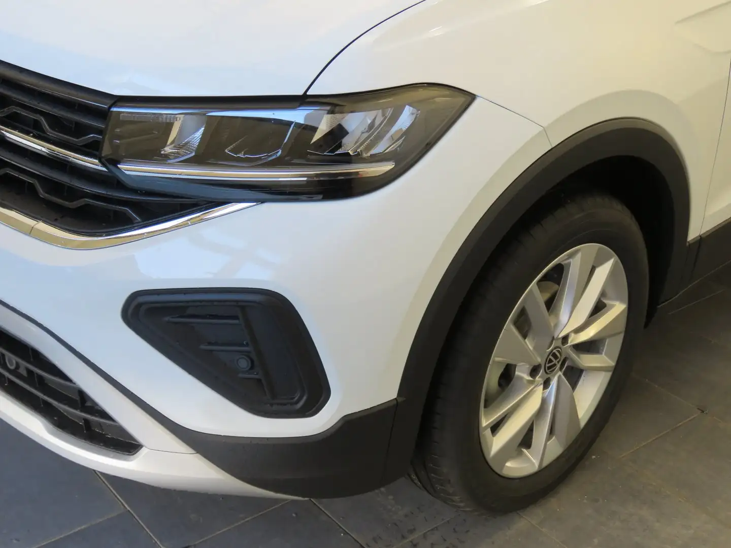 Volkswagen T-Cross Friends TSI Weiß - 2