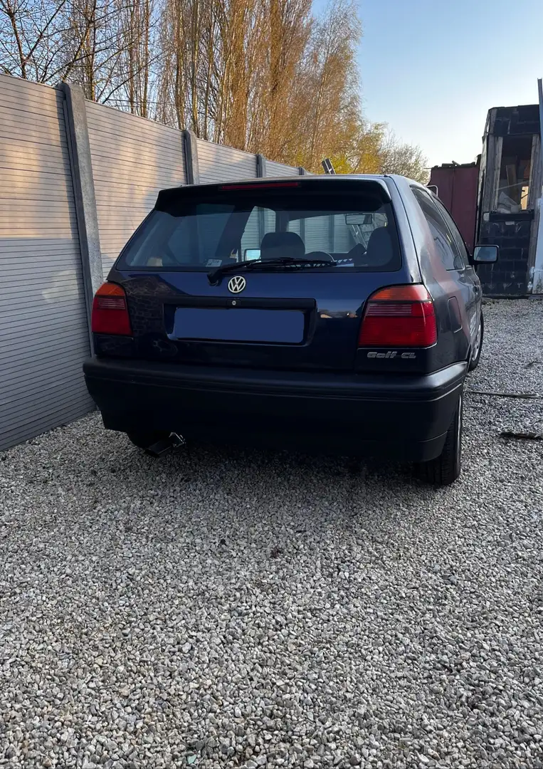 Volkswagen Golf CL - 1