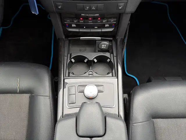 Mercedes-Benz E view 15