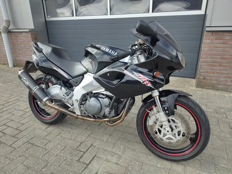 Yamaha SZR 660