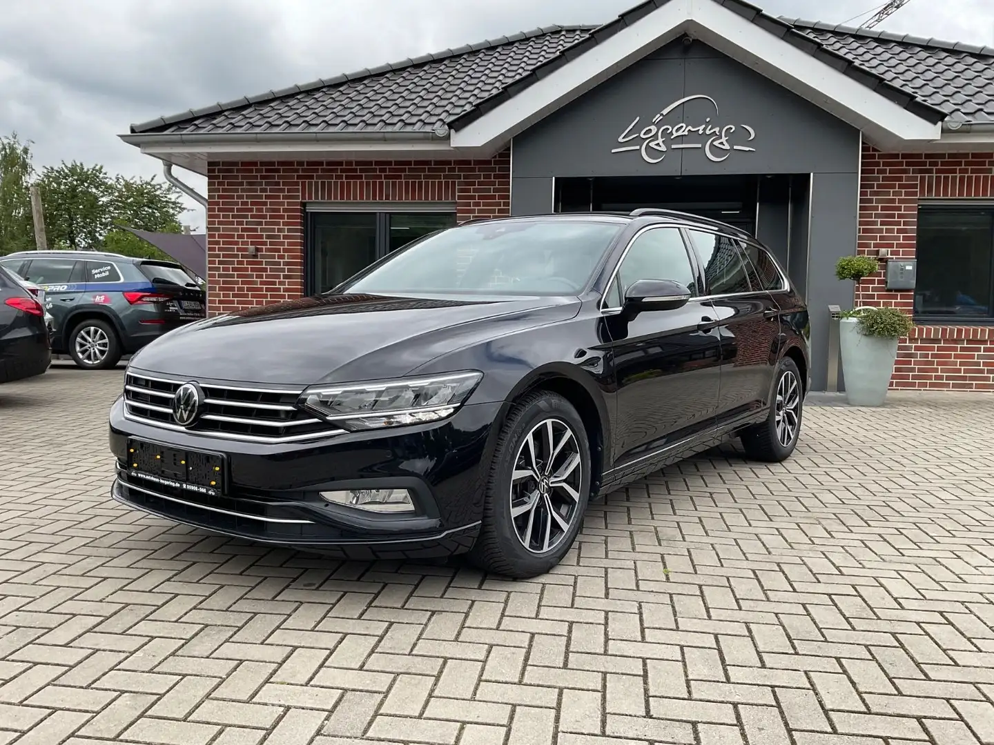 Volkswagen Passat Variant 2.0 TDI DSG Busi,ACC,Navi,Kamera Schwarz - 1