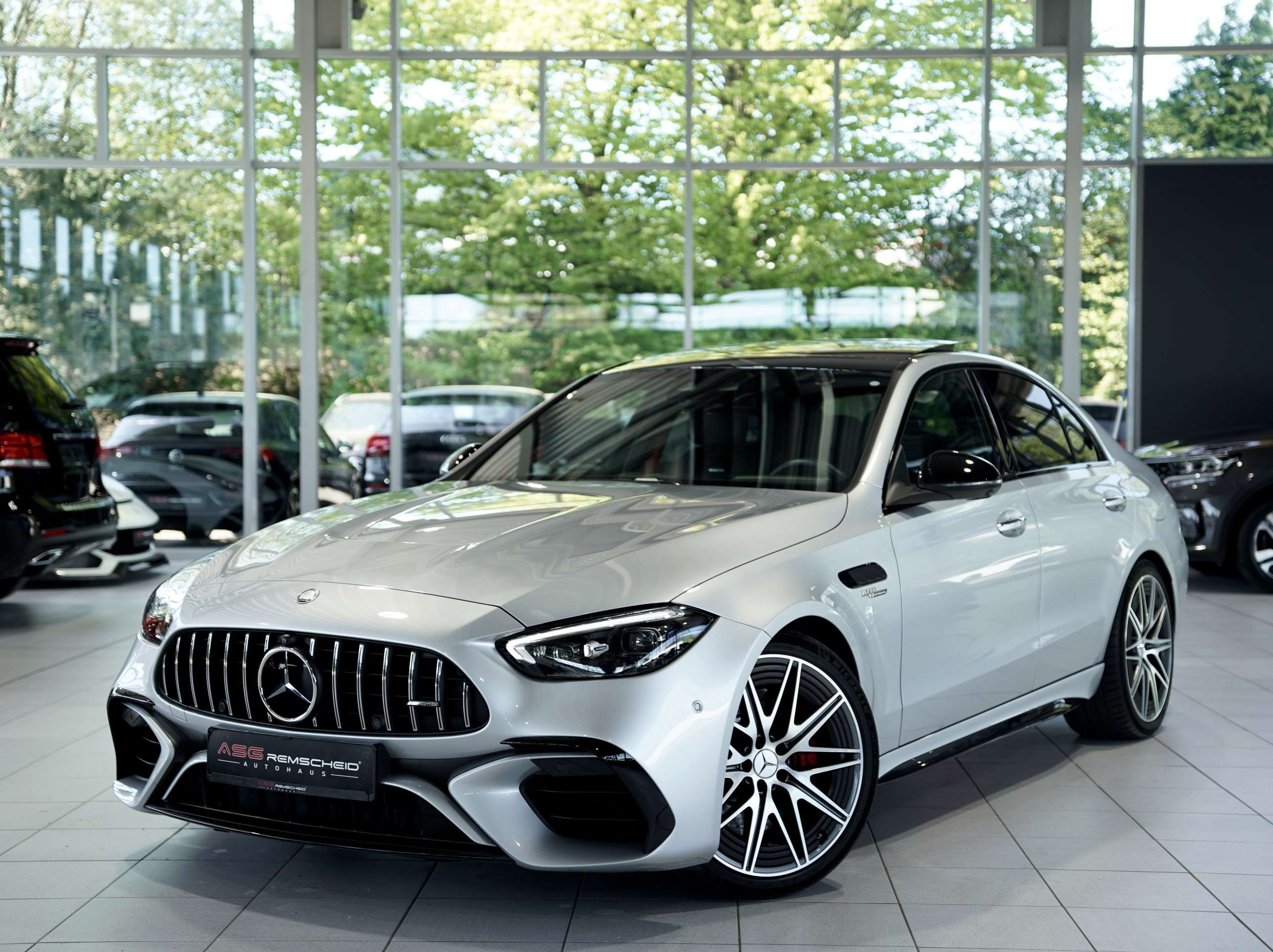 Second hand Mercedes Benz C-Class 