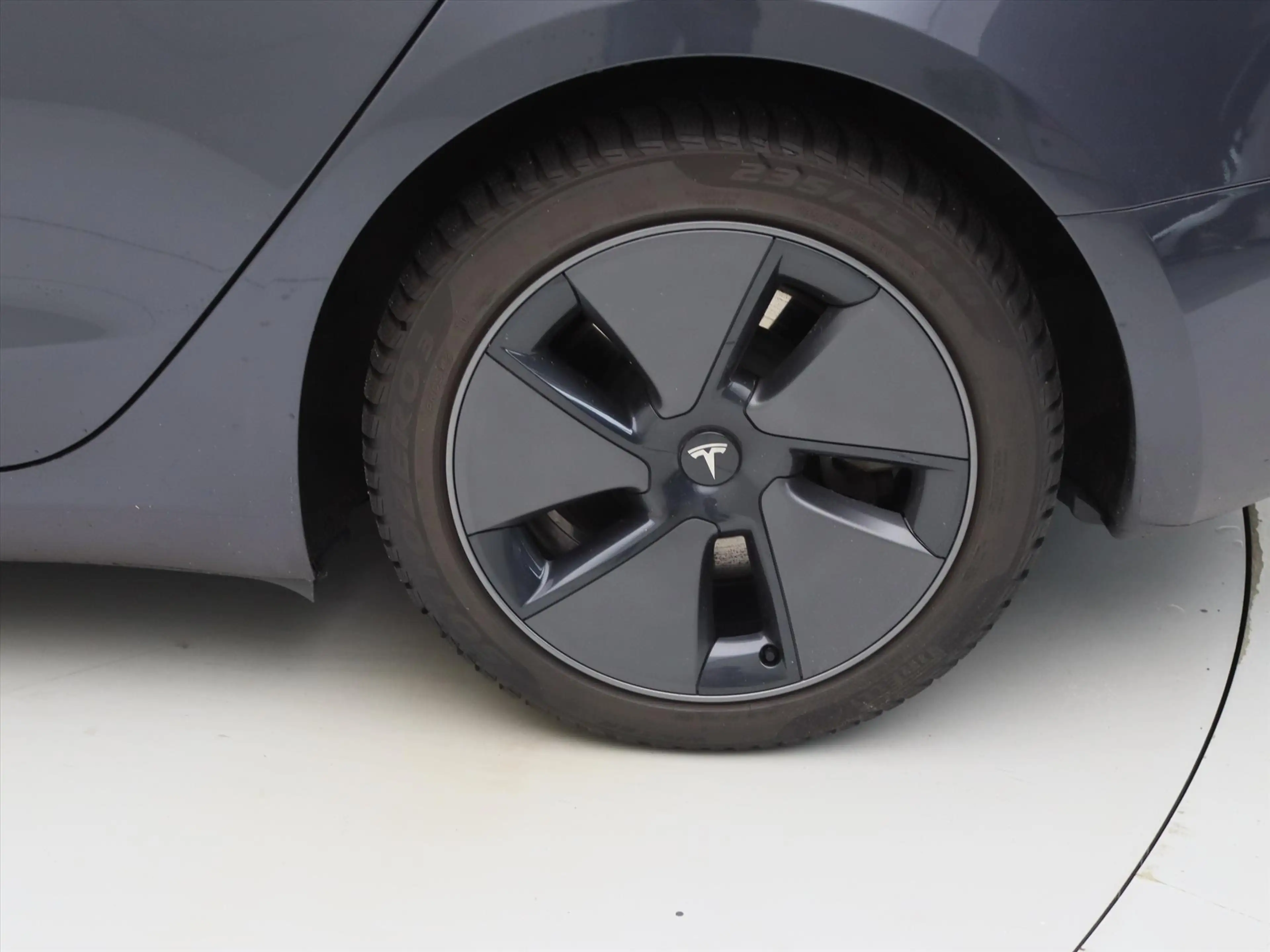 Tesla Model 3 Standard RWD Plus UPGRADE 95.7% SoH [ TREKHAAK+LFP — photo 14
