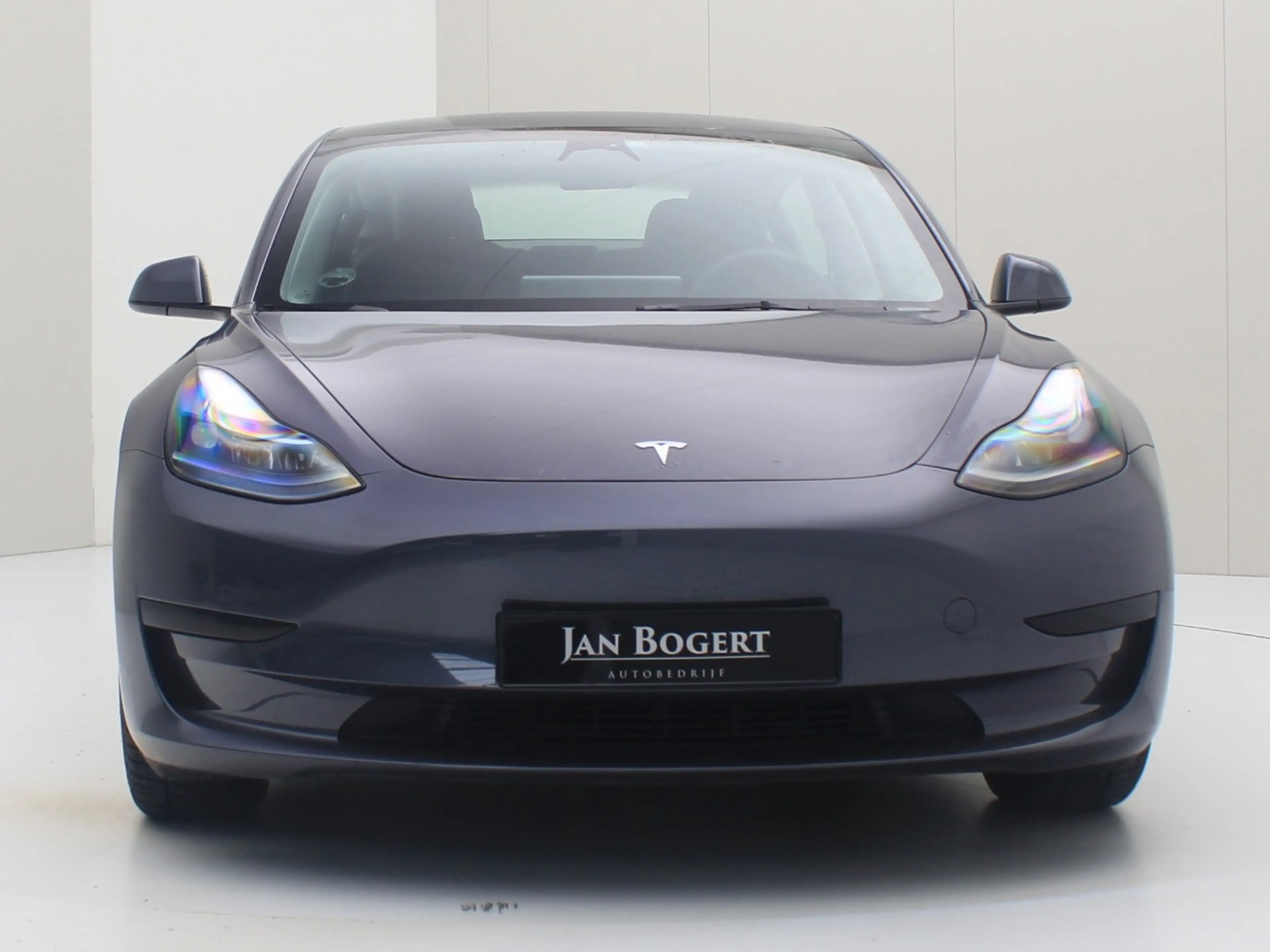 Tesla Model 3 Standard RWD Plus UPGRADE 95.7% SoH [ TREKHAAK+LFP — photo 5