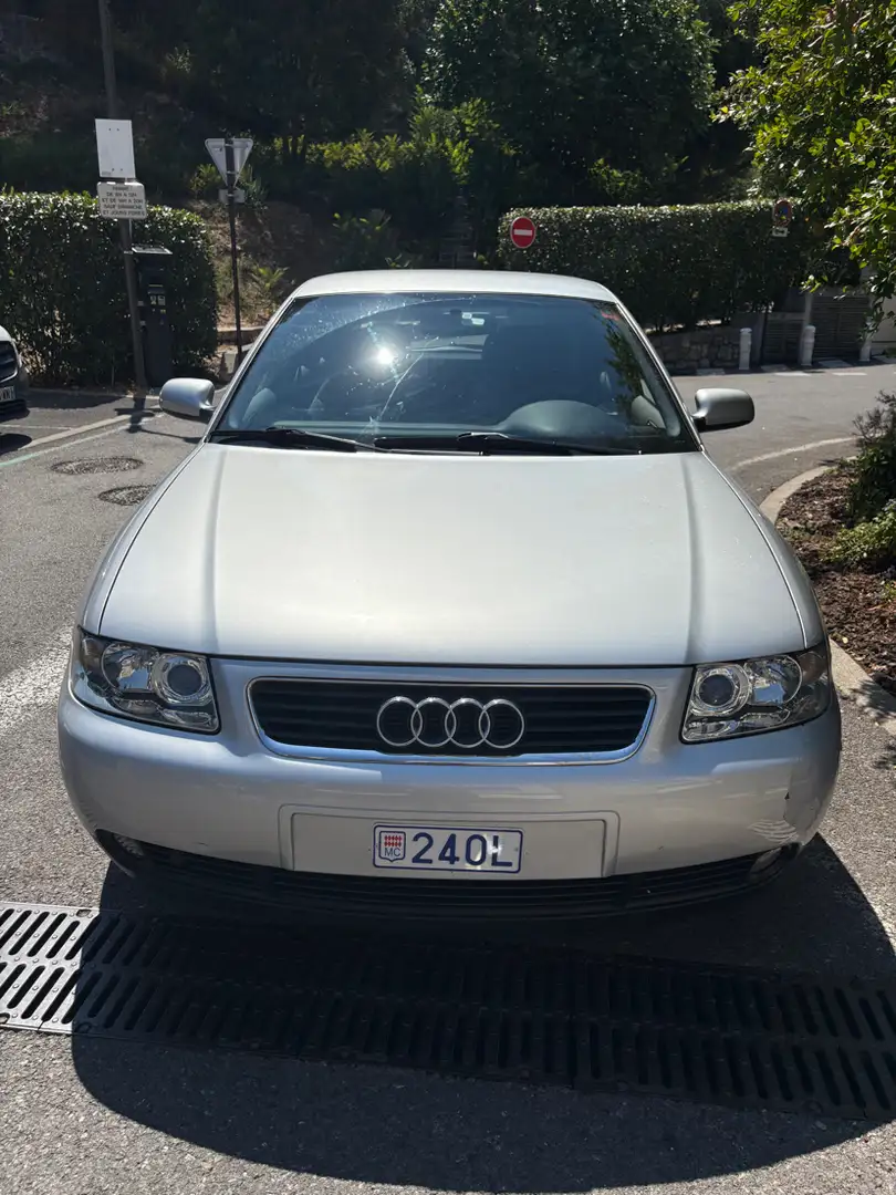 Audi A3 1.8 abiente Argent - 2