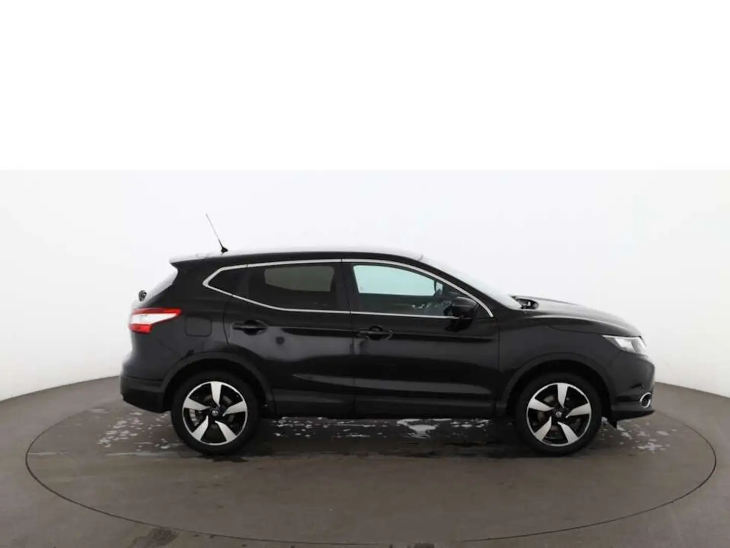 Nissan Qashqai 1.2 N-Connecta 360-CAM NAVI SITZHZG TEMP Schwarz - 2
