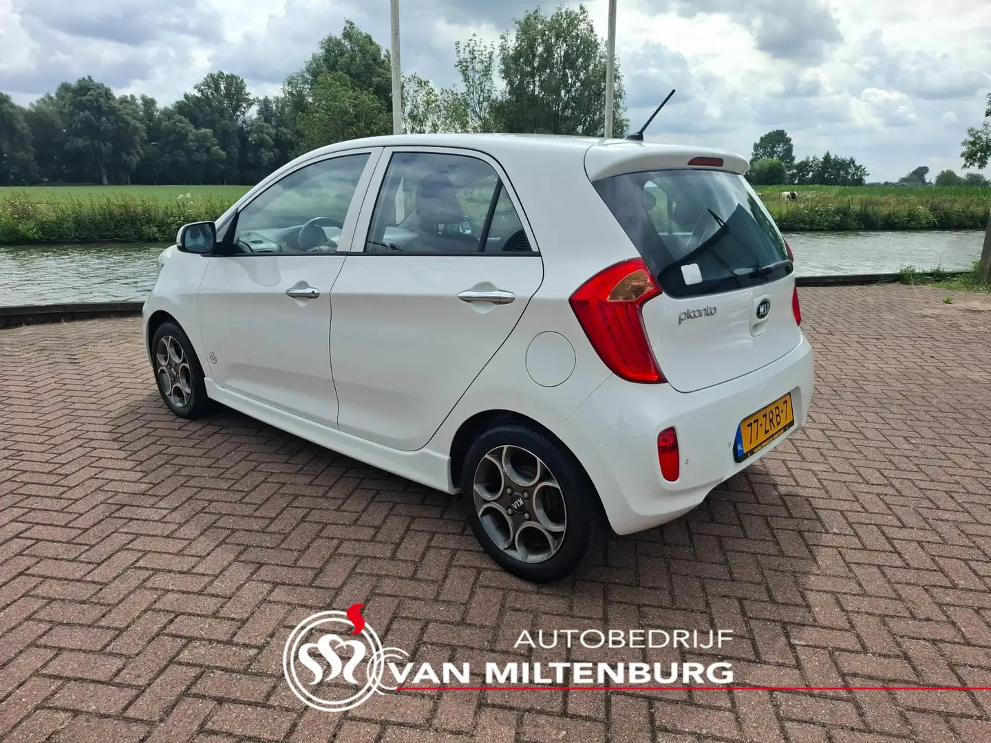 Kia Picanto 1.0 CVVT Design Edition Airco PDC IsoFix Wit - 2