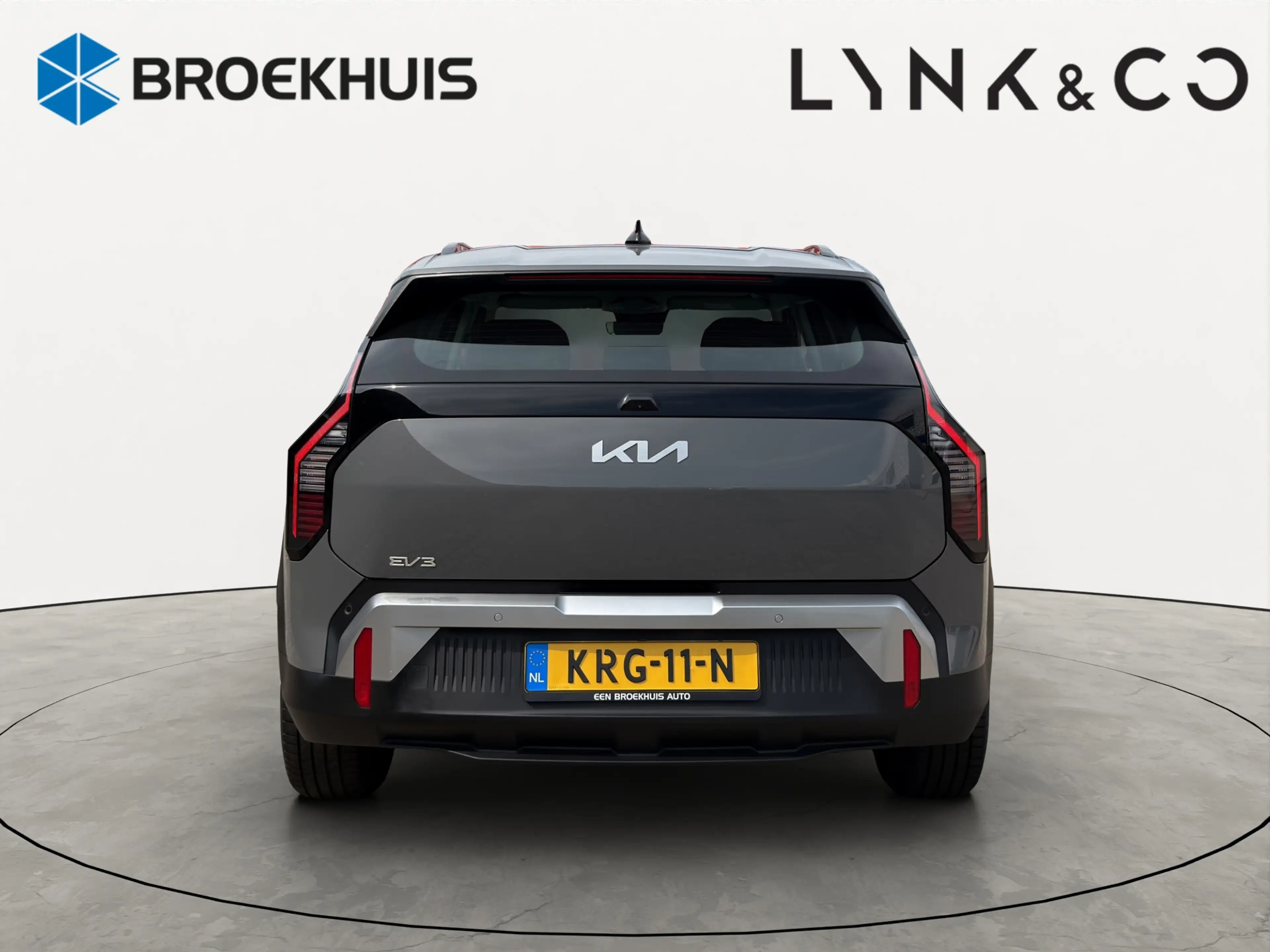 Kia EV3 Air 81.4 kWh Long range/ Camera / Adaptive Cruise — photo 11