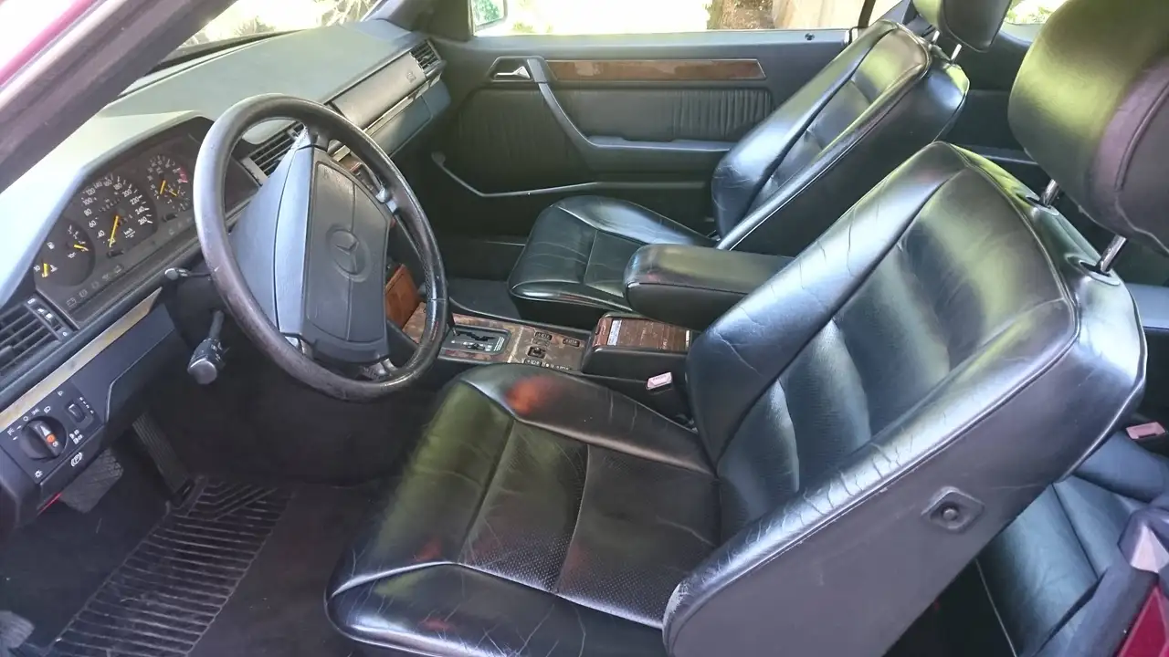 Mercedes-Benz Baureihe 124 CE-Klasse 300 CE, foto 3