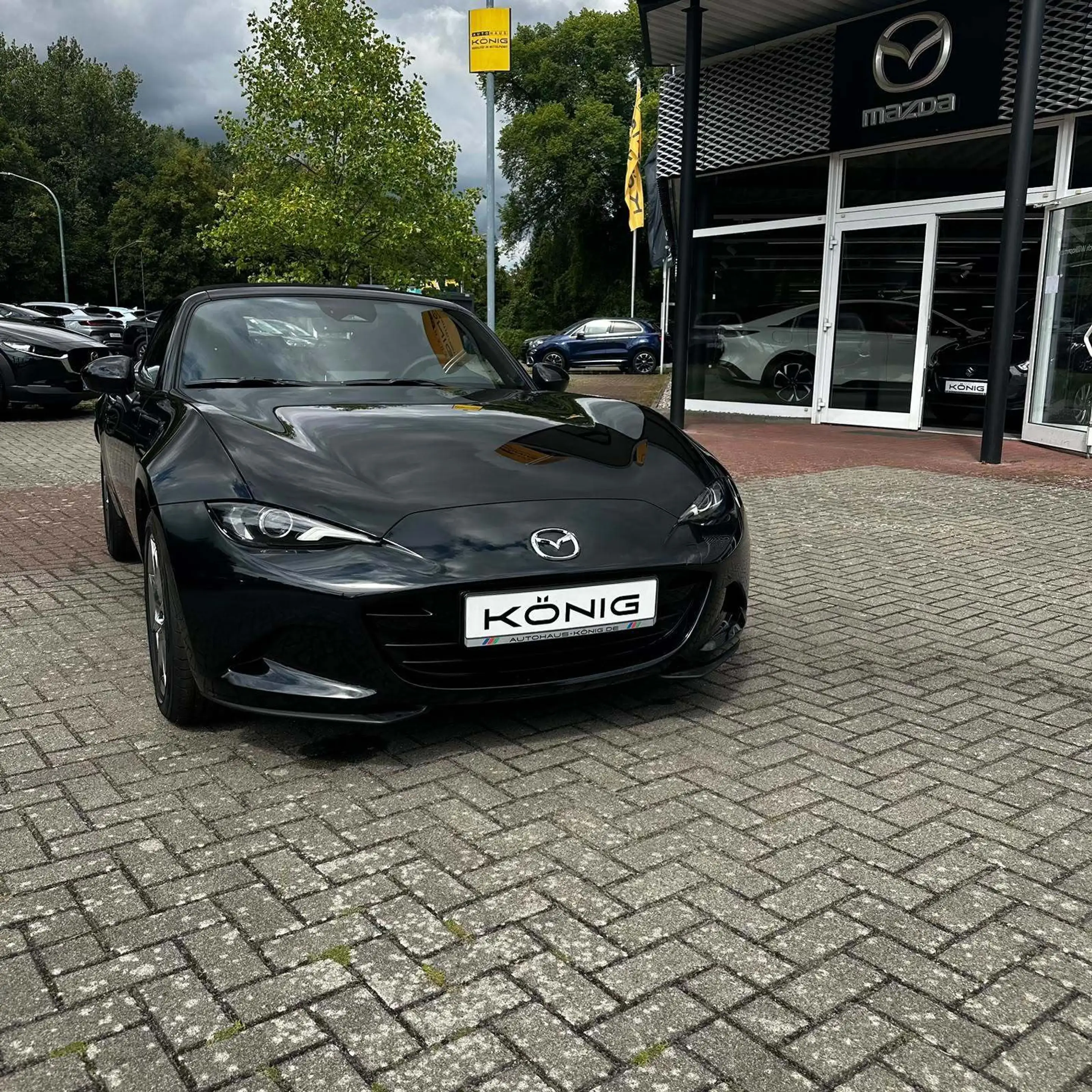Mazda MX-5 1.5 SKYACTIV-G 132 Exclusive-Line — photo 2