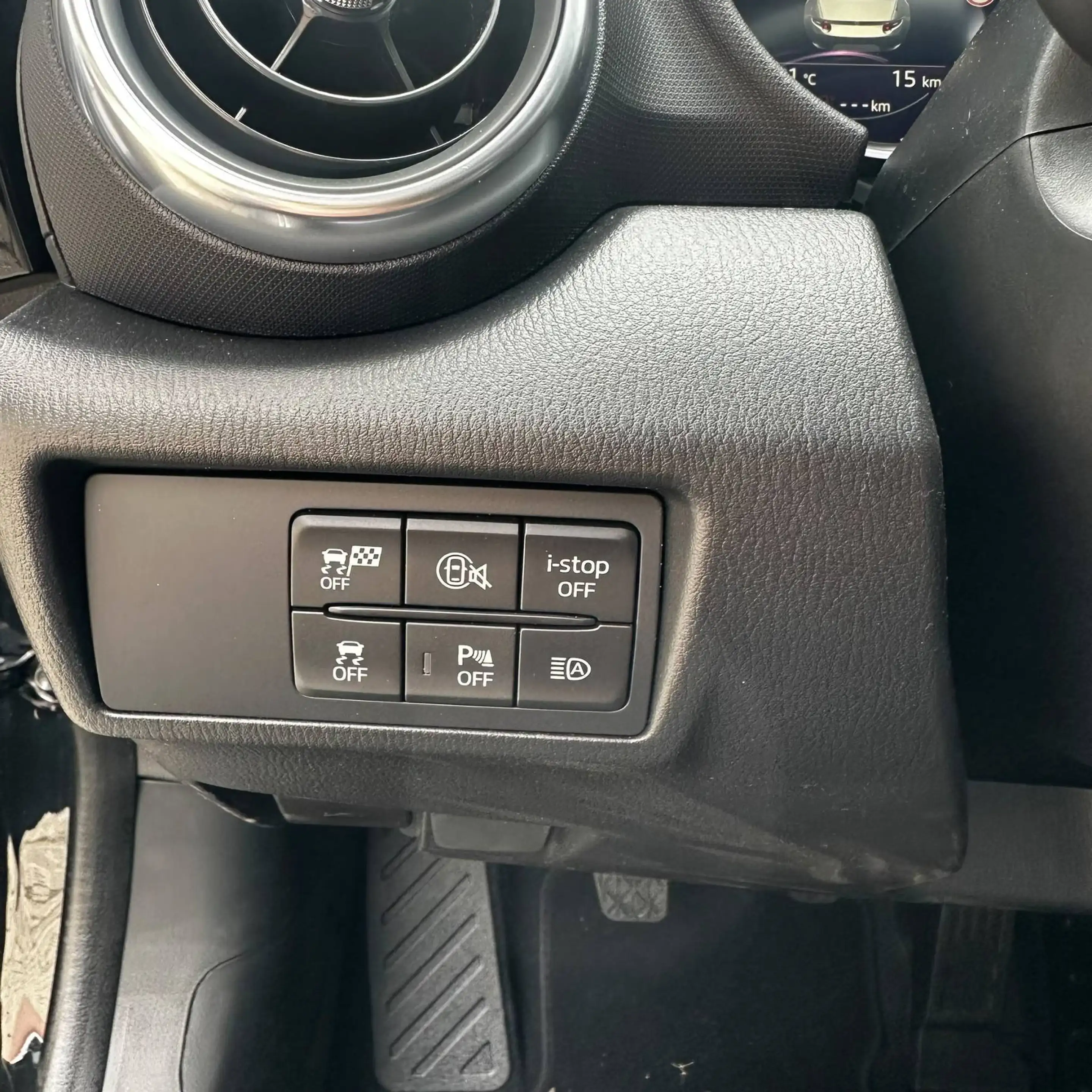 Mazda MX-5 1.5 SKYACTIV-G 132 Exclusive-Line — photo 10