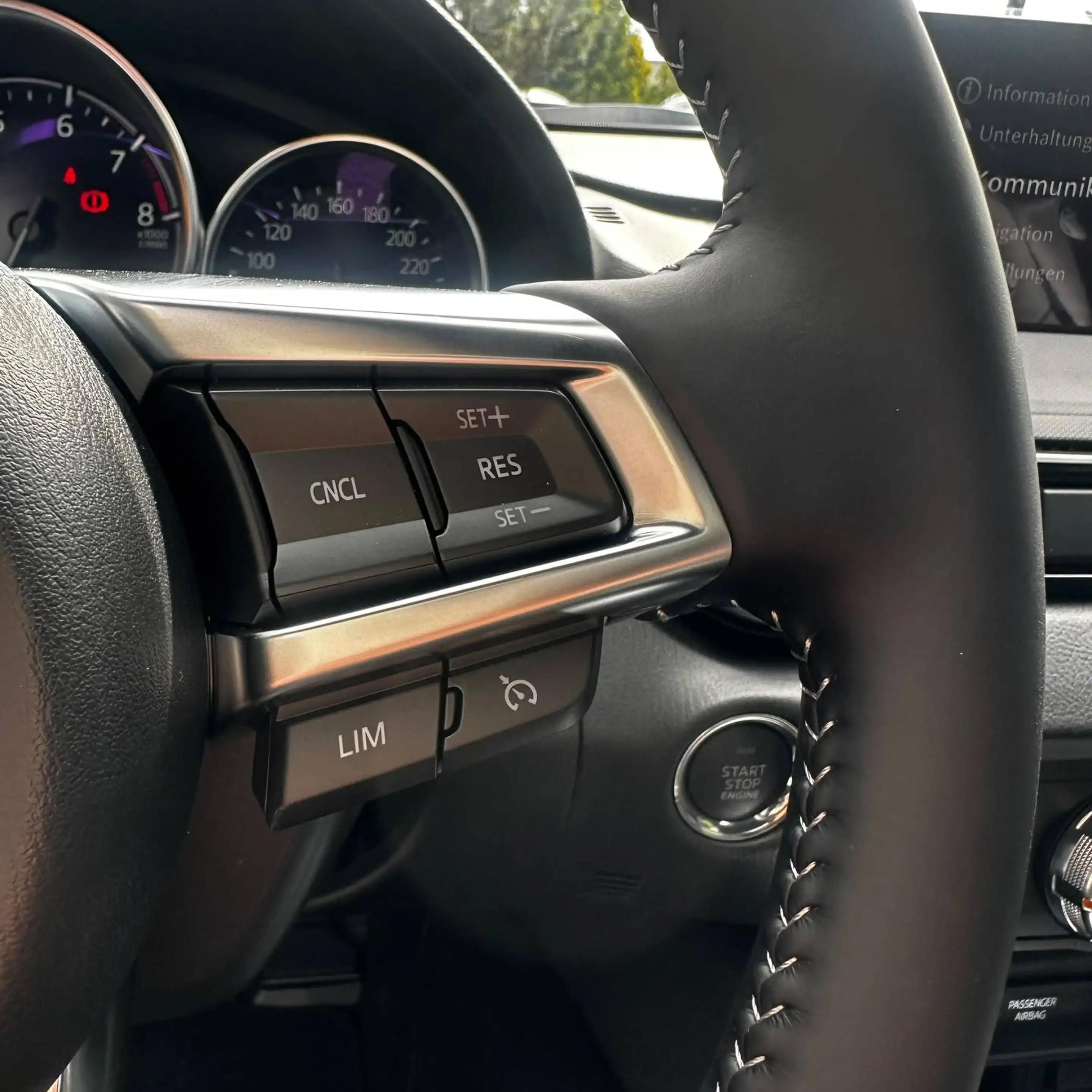Mazda MX-5 1.5 SKYACTIV-G 132 Exclusive-Line — photo 15