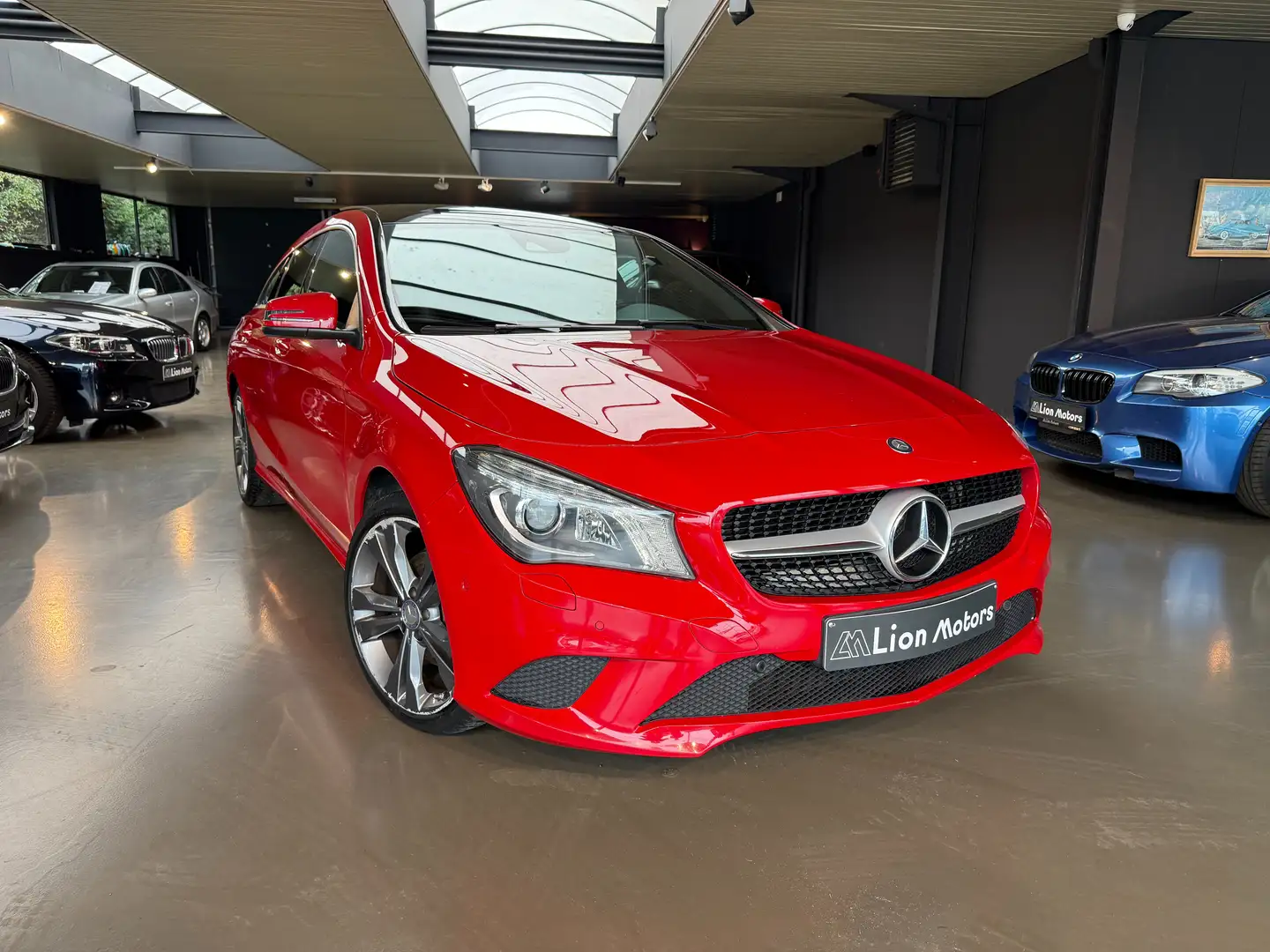 Mercedes-Benz CLA 220 d*4Matic*7G-DCT*AMG *PANO*NAVI*LEDER*CAMERA*VWARM Rouge - 1