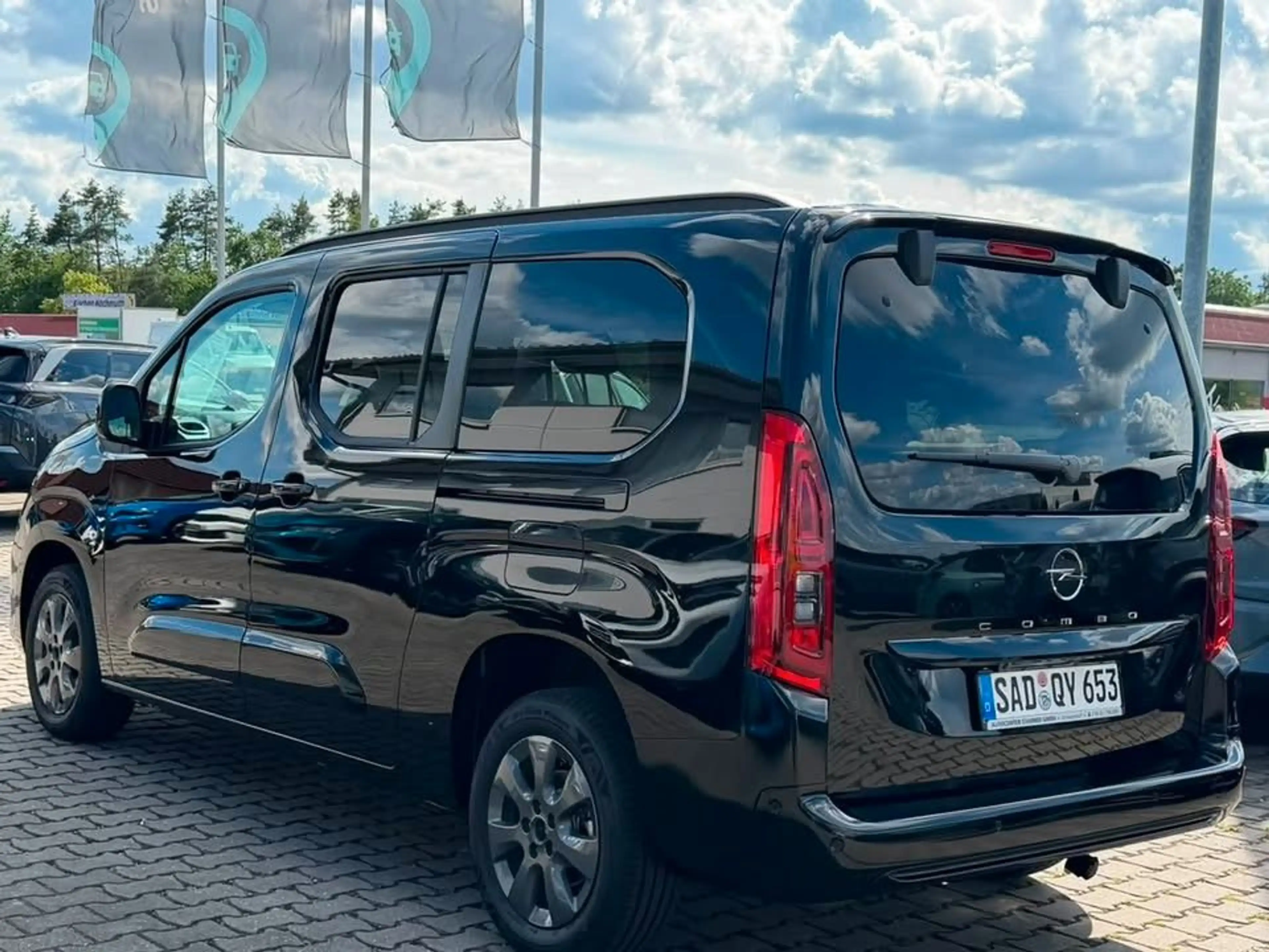 Opel Combo Life Combo XL GS 1.5 Diesel S/S 6G *CONNECT-PAKET* — photo 8
