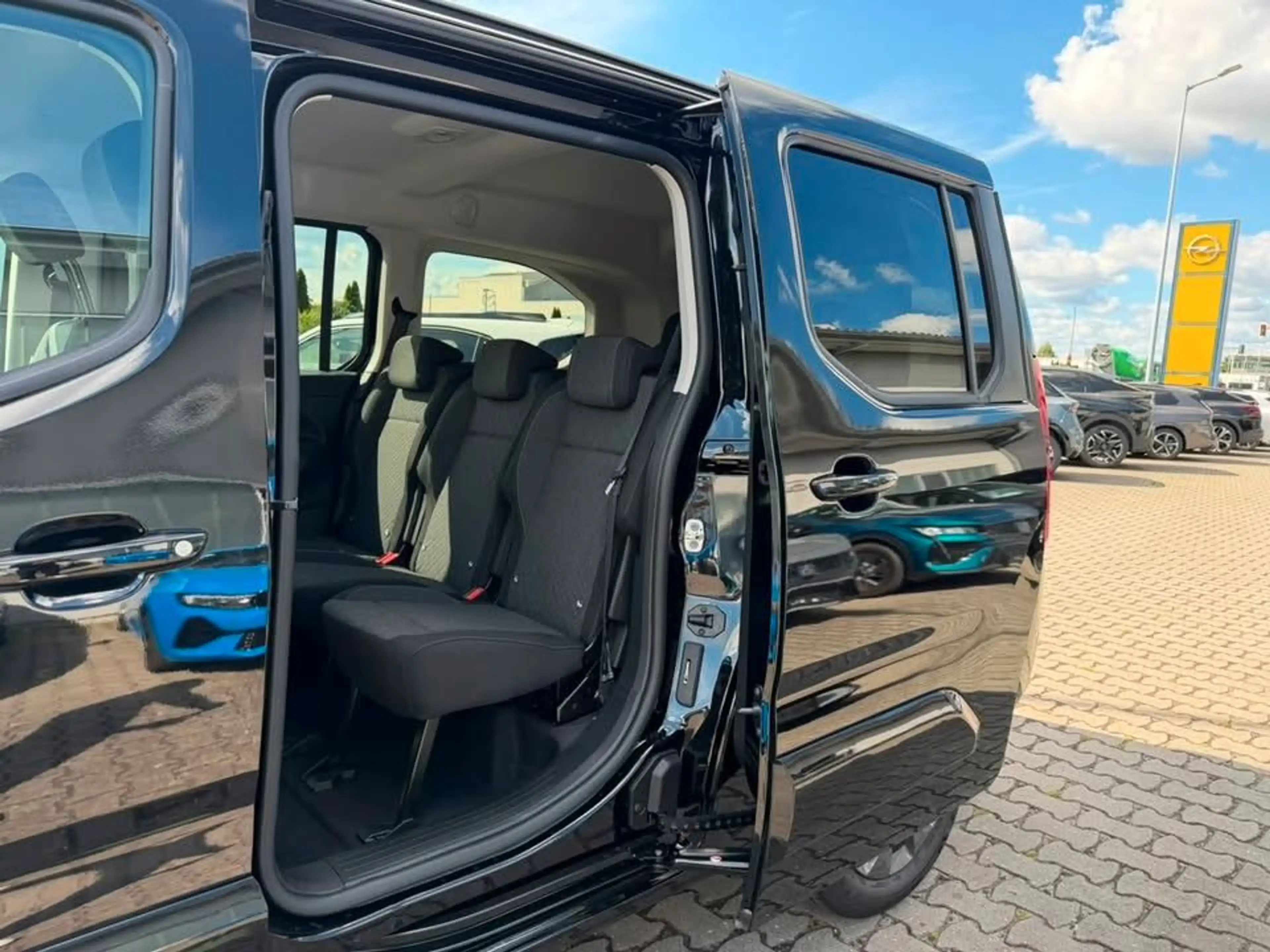 Opel Combo Life Combo XL GS 1.5 Diesel S/S 6G *CONNECT-PAKET* — photo 10