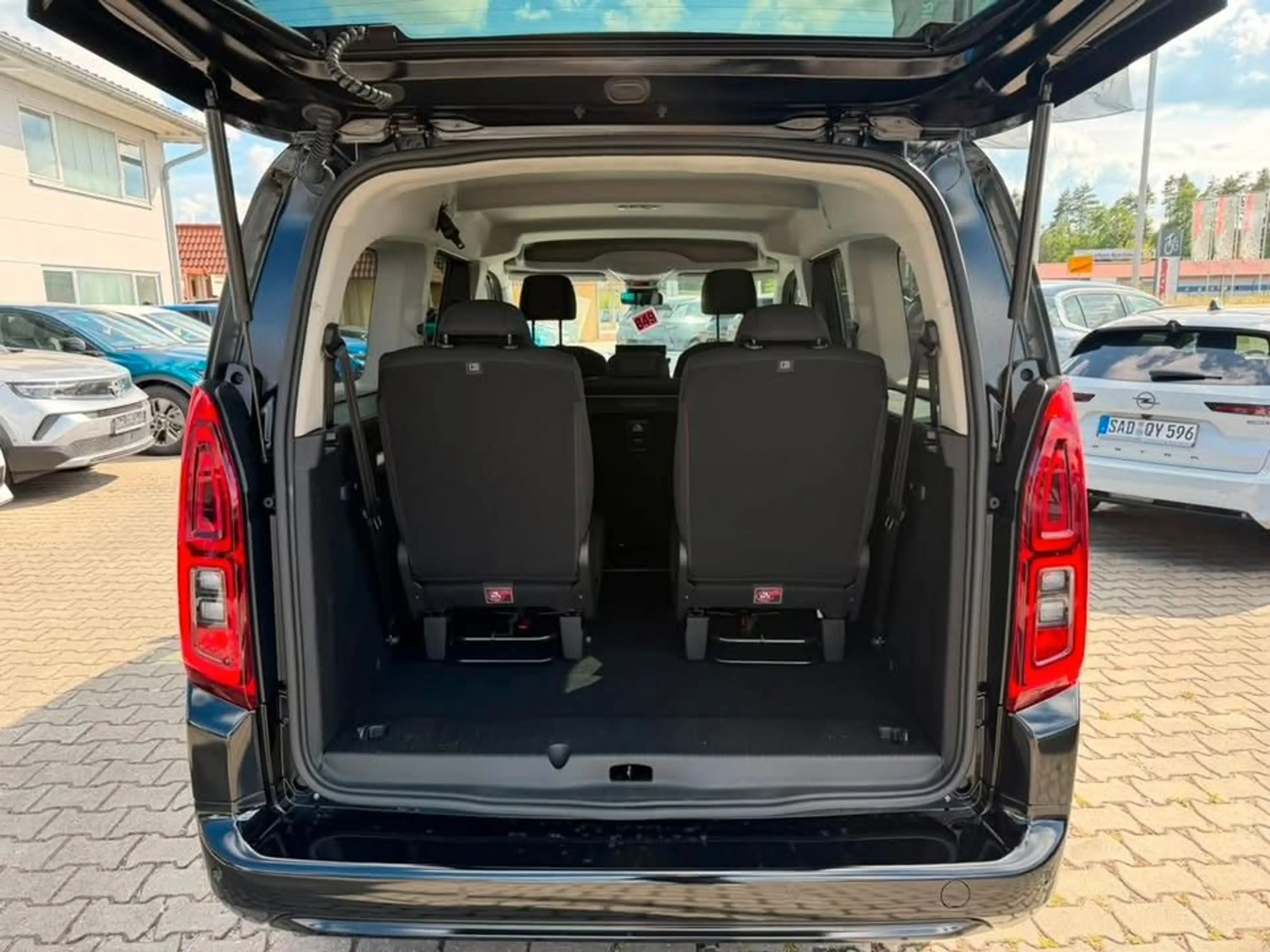 Opel Combo Life Combo XL GS 1.5 Diesel S/S 6G *CONNECT-PAKET* — photo 7