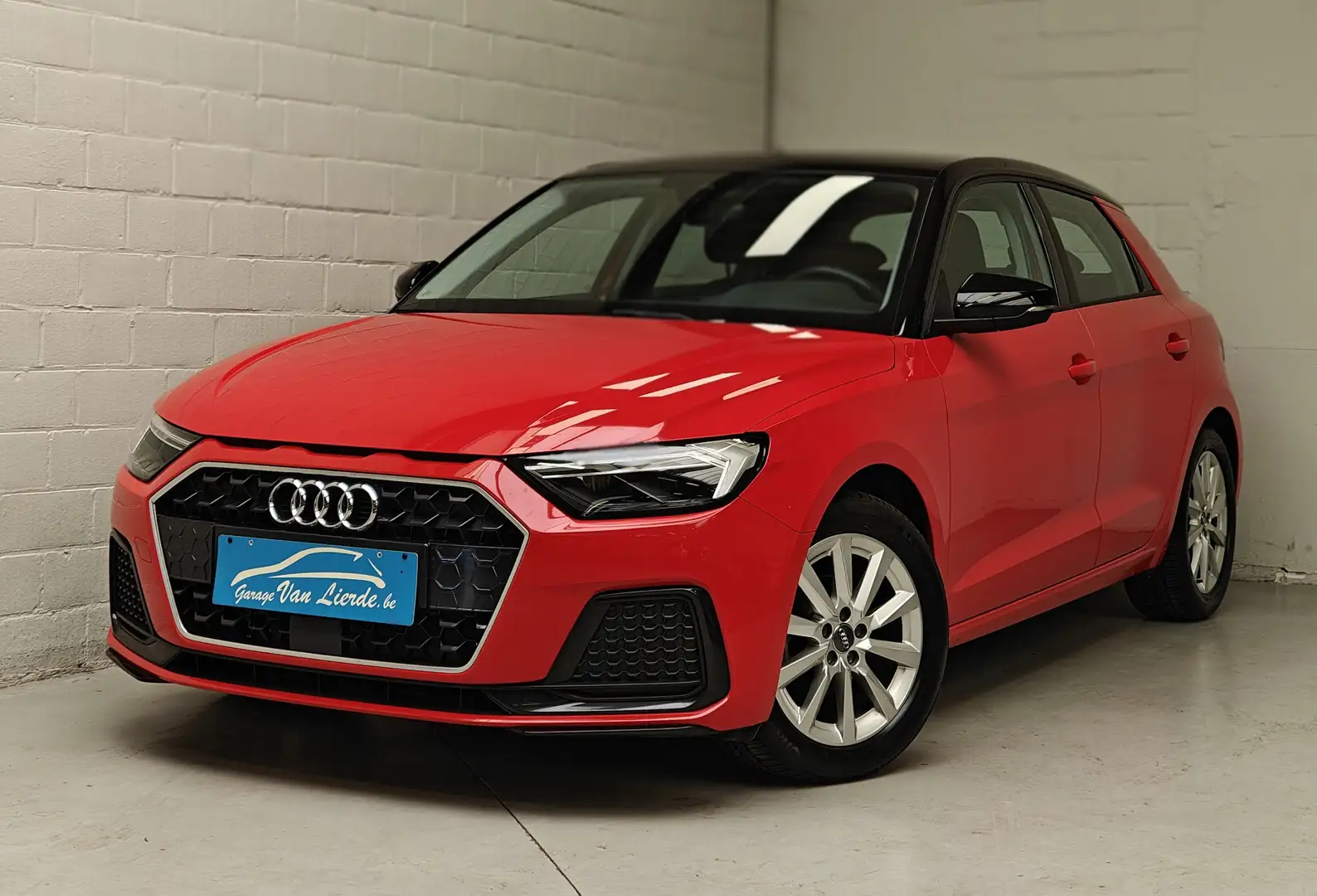 Audi A1 35 TFSI Sportback advanced - Apple Carplay-Zetelvw Rouge - 1